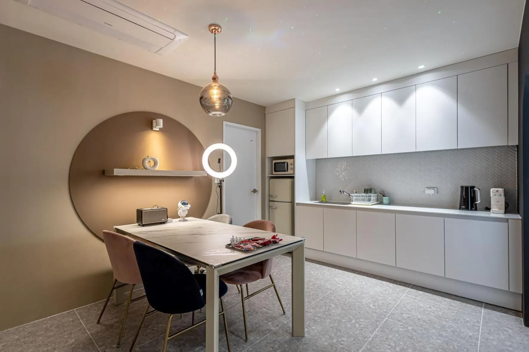 Coffee/tea facilities in Pavilla Hotel