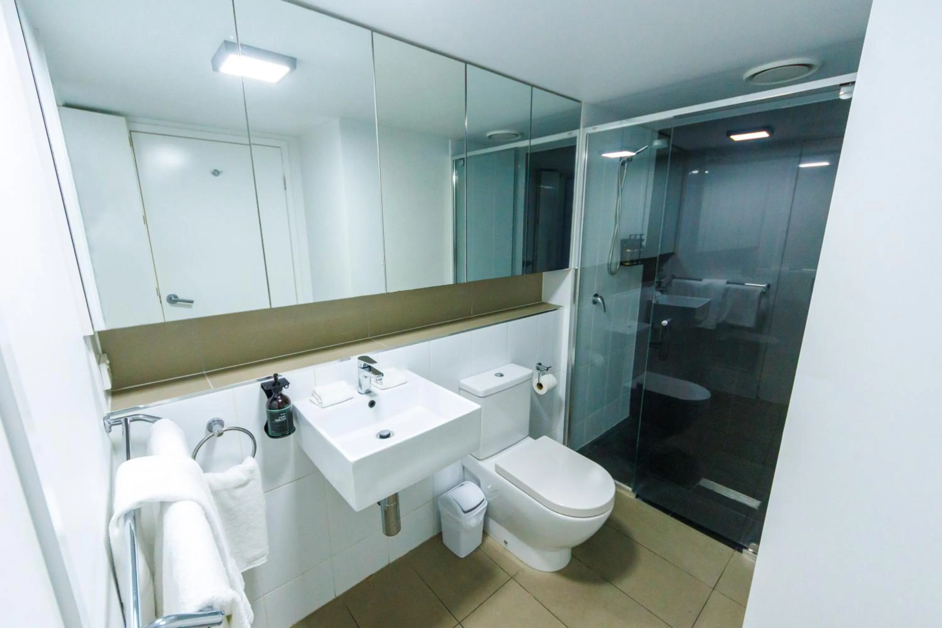 Shower in Atrio Apartments