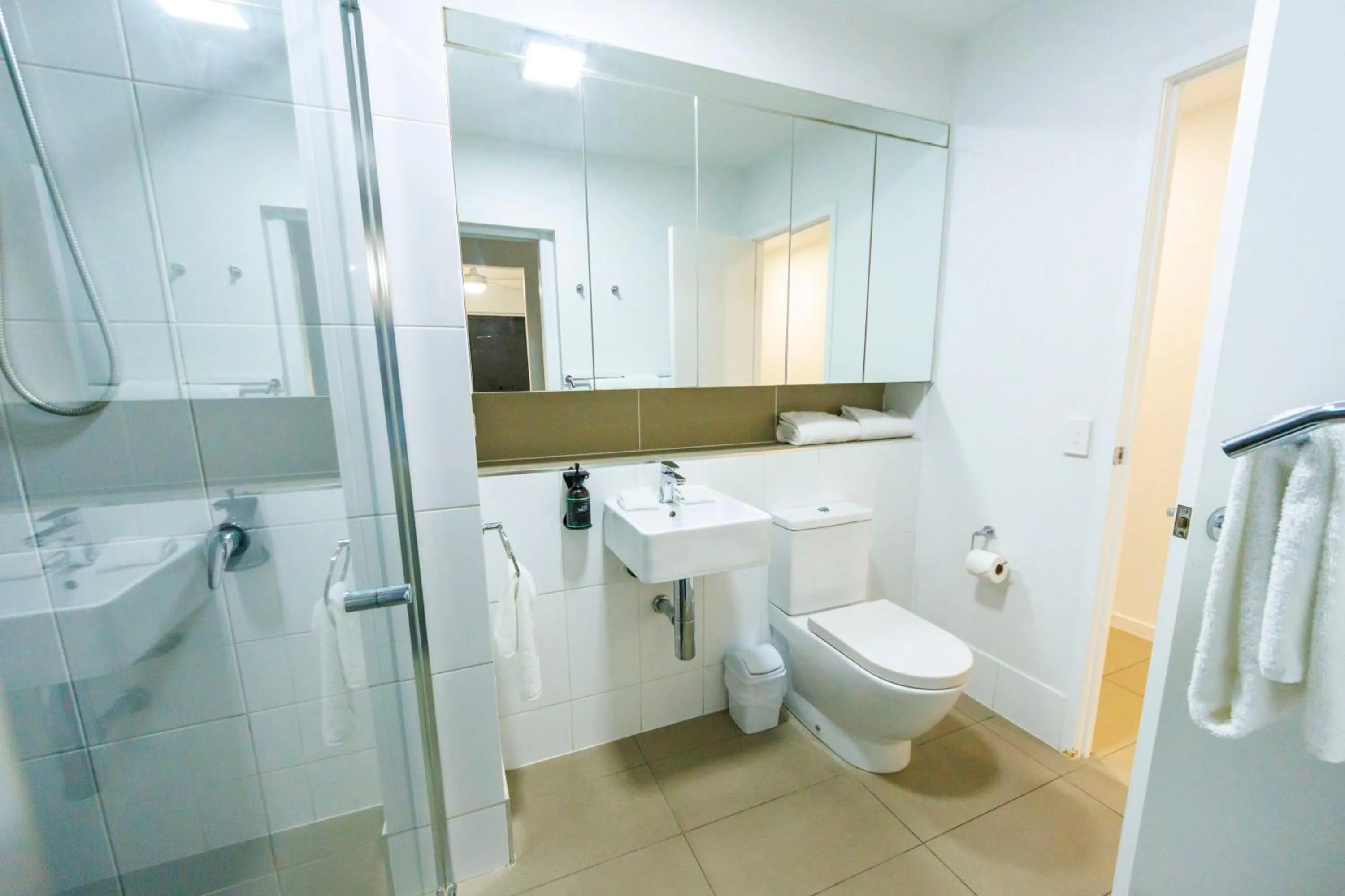 Shower in Atrio Apartments