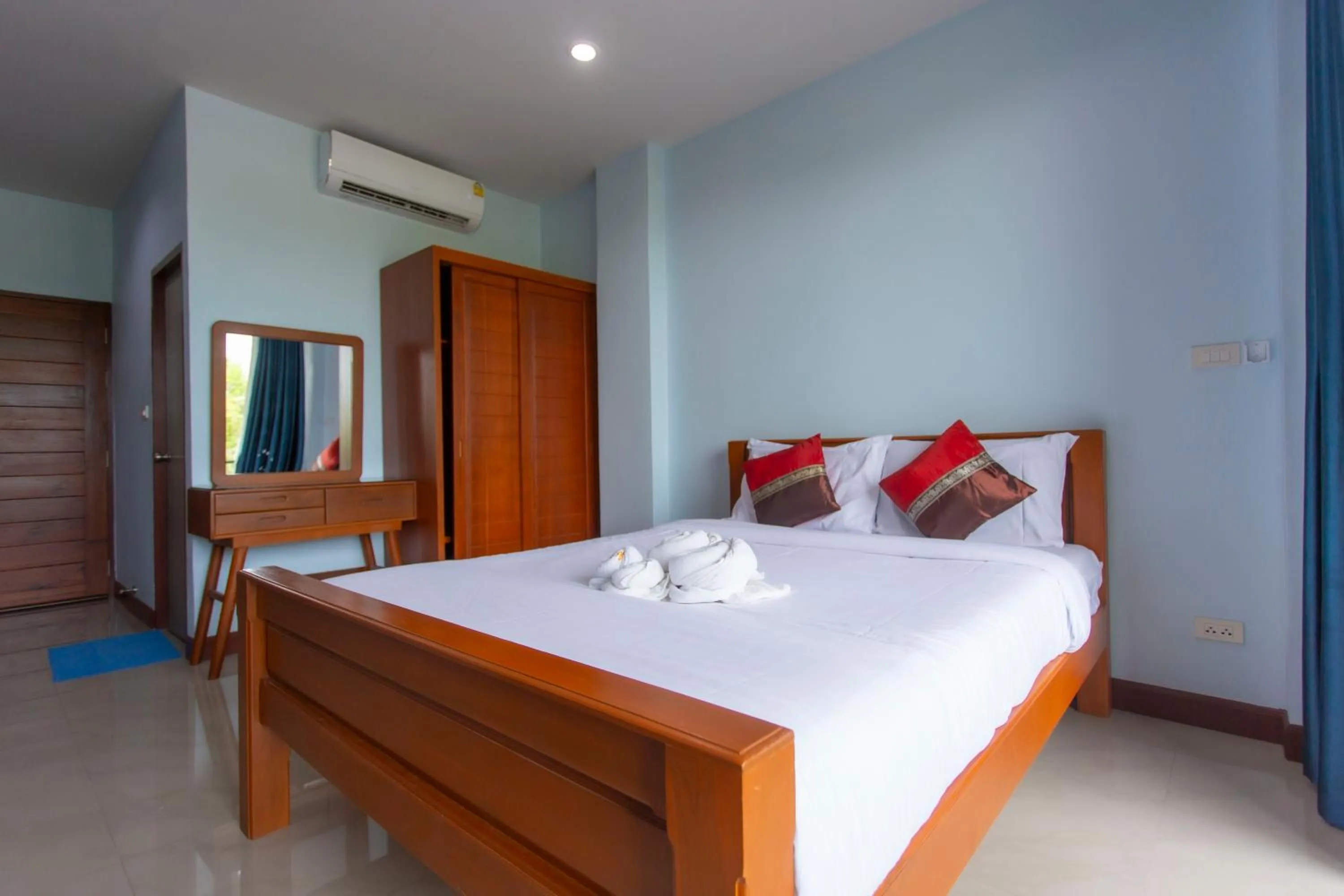 Bed in Triple O Phala Beach
