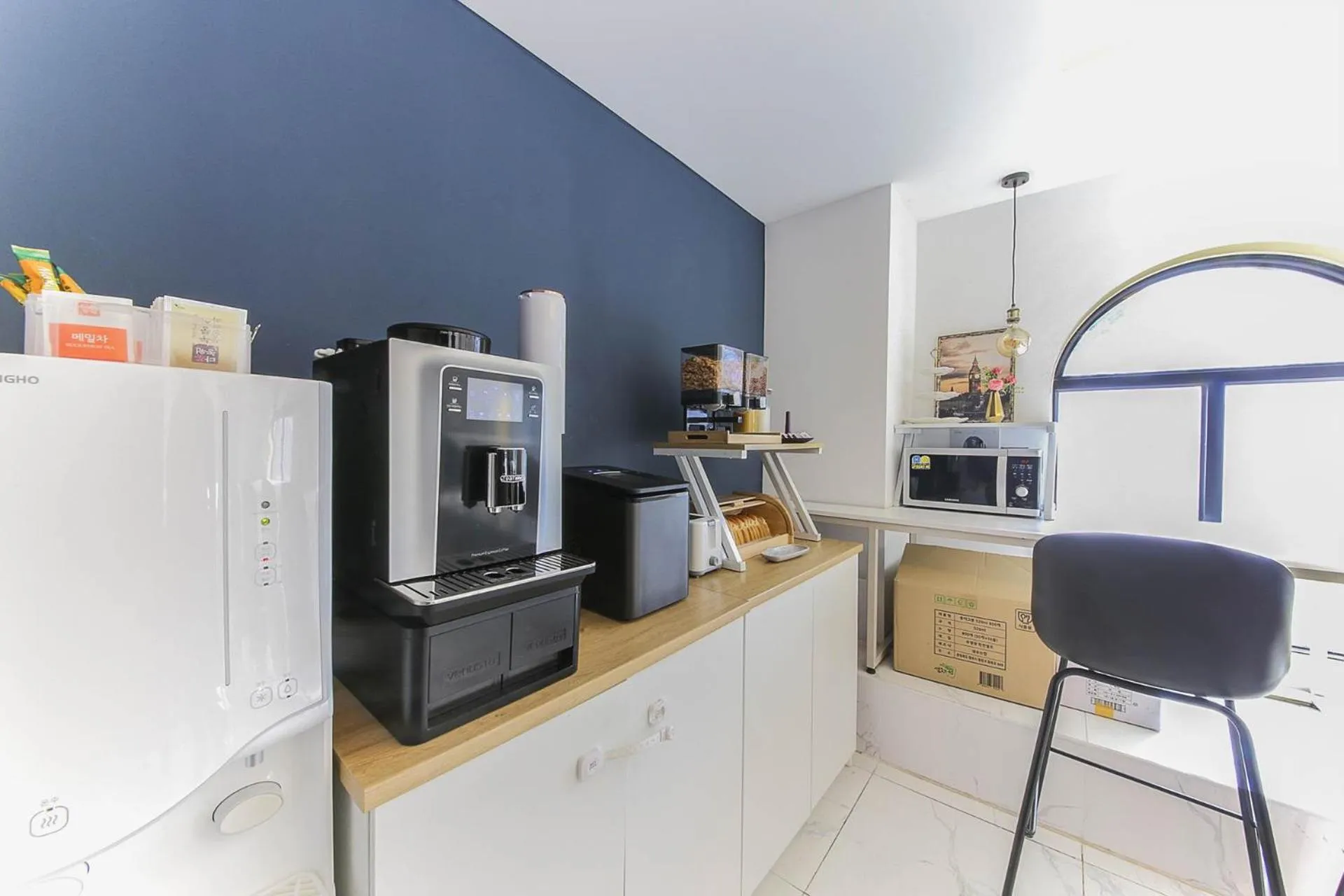 Coffee/tea facilities in ND 1226 Hotel