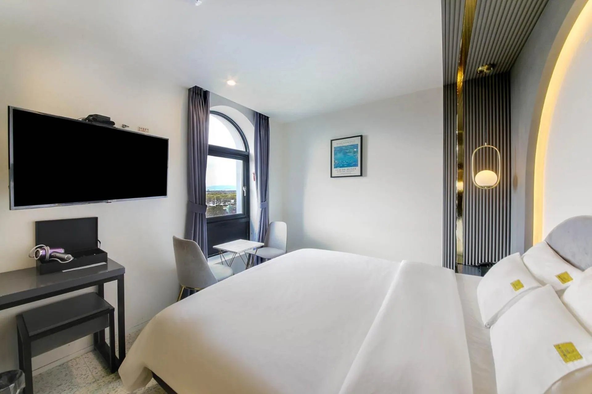 Bed in ND 1226 Hotel