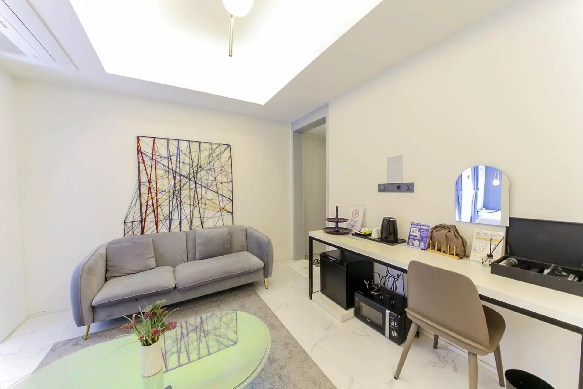 Coffee/tea facilities in ND 1226 Hotel