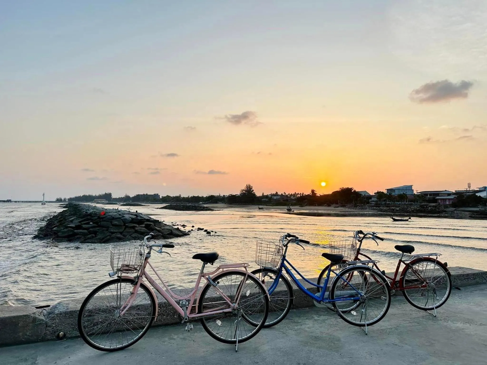 Cycling in Anika boutique - อัณณิกา บูทีค