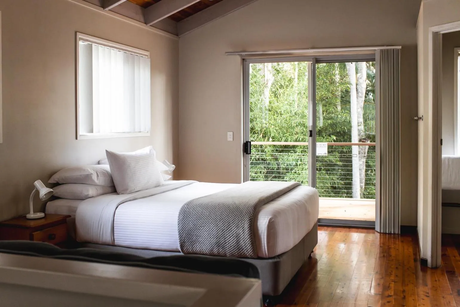 Bed in Kondalilla Eco Resort