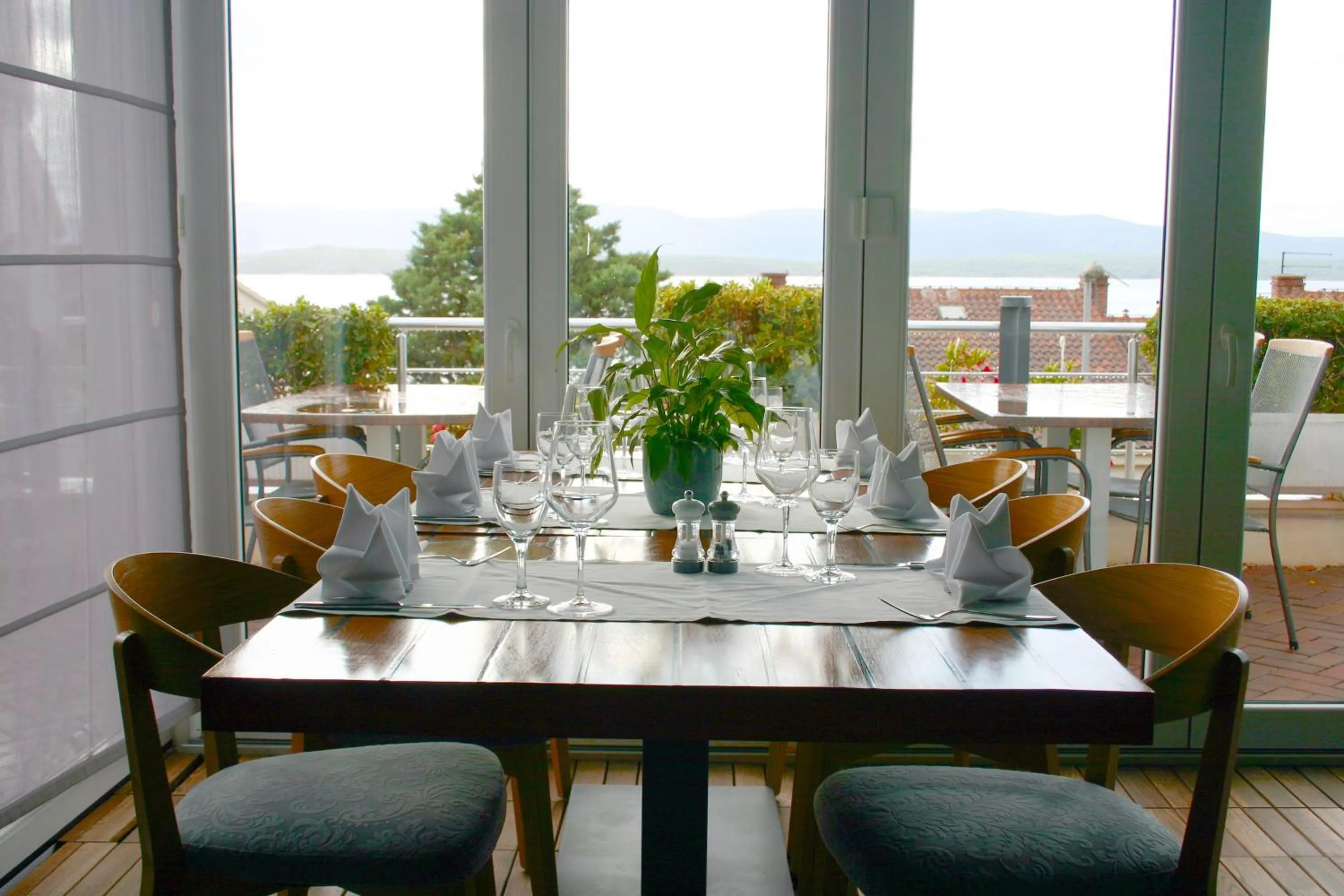 Breakfast in Apartments Villa Azzurra Bol