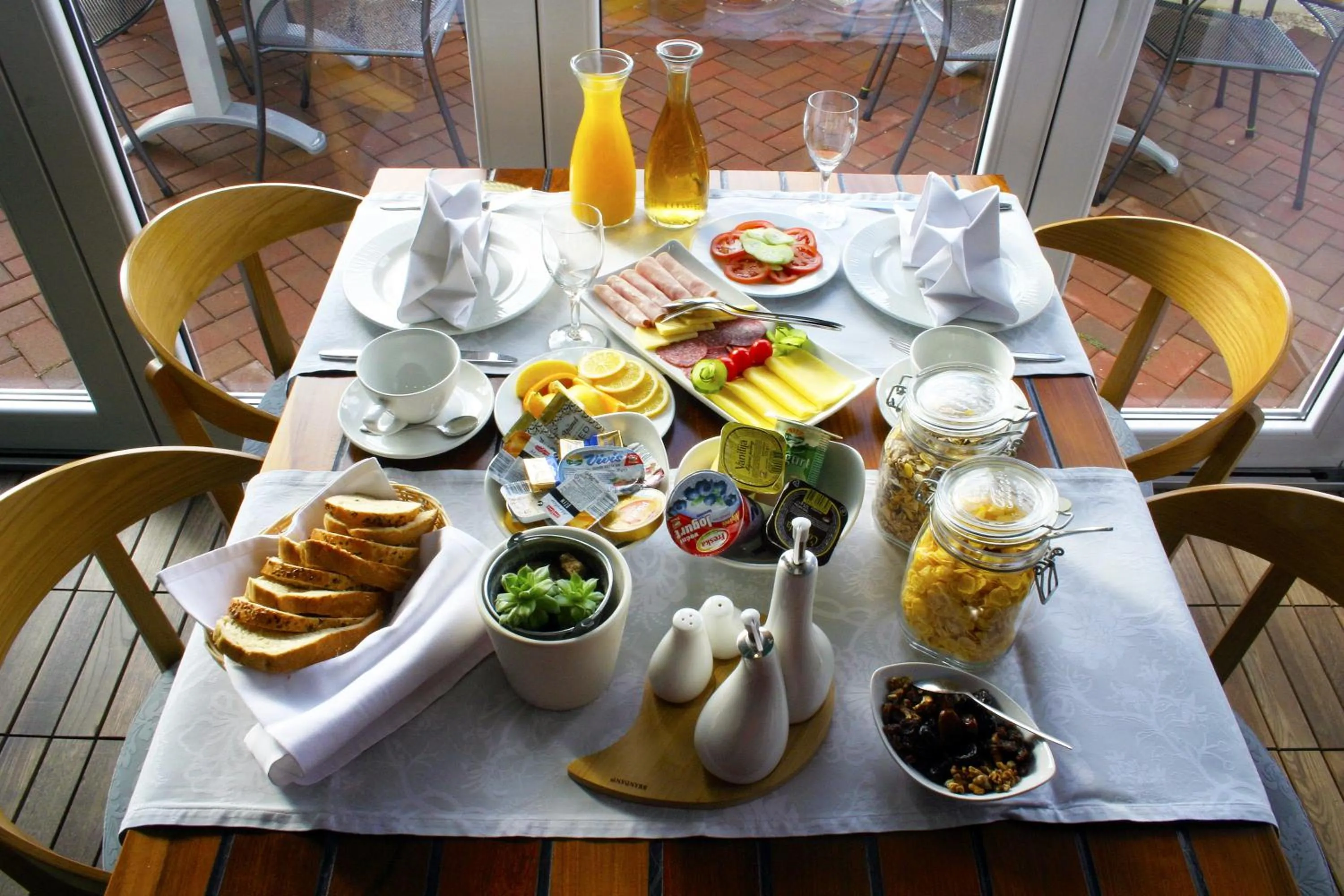 Breakfast in Apartments Villa Azzurra Bol