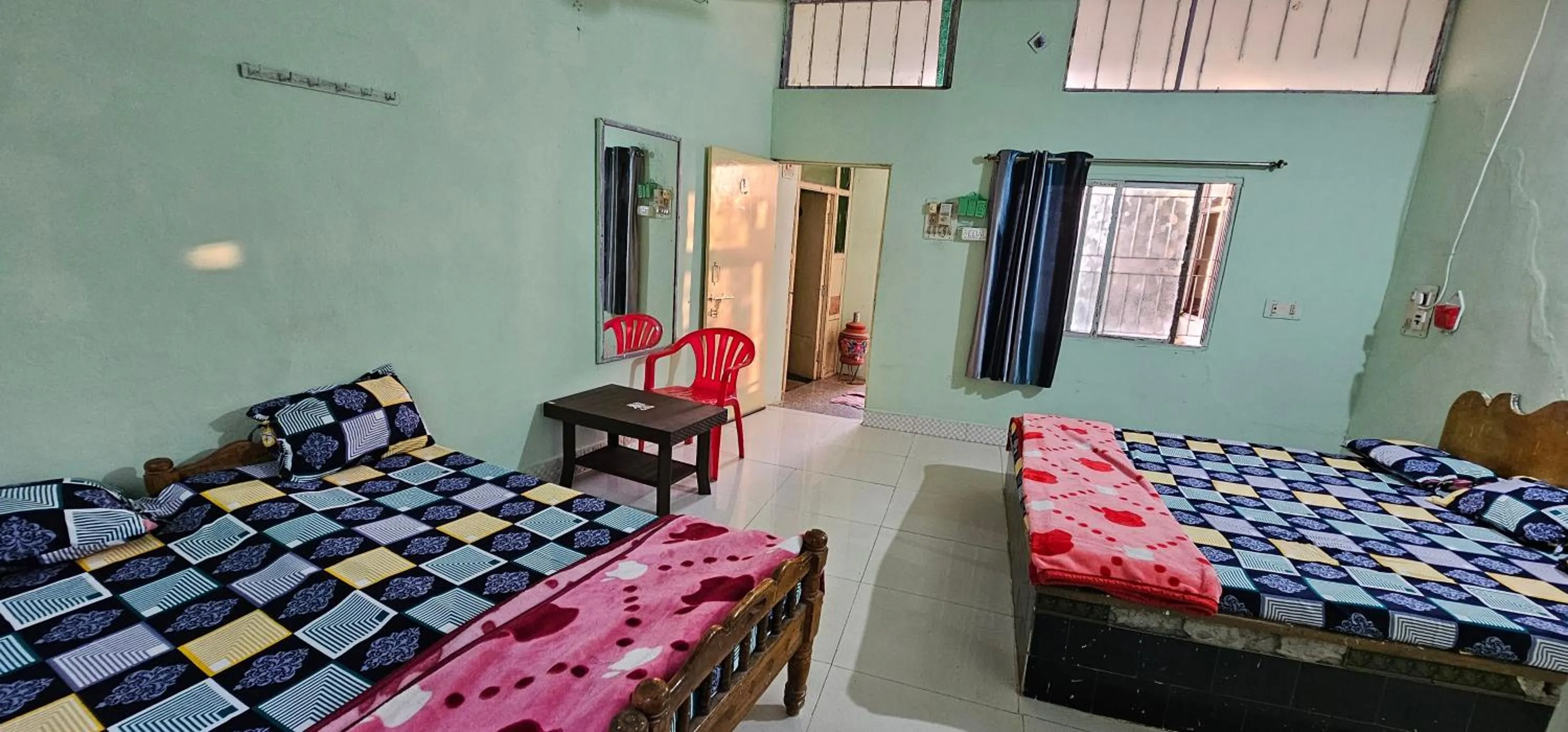 Bed in Hotel HillView, Junagadh