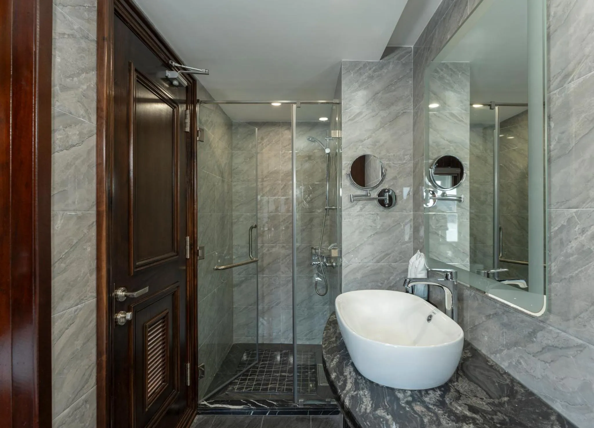 Toilet in Ambassador Signature Cruise - Lan Ha Bay