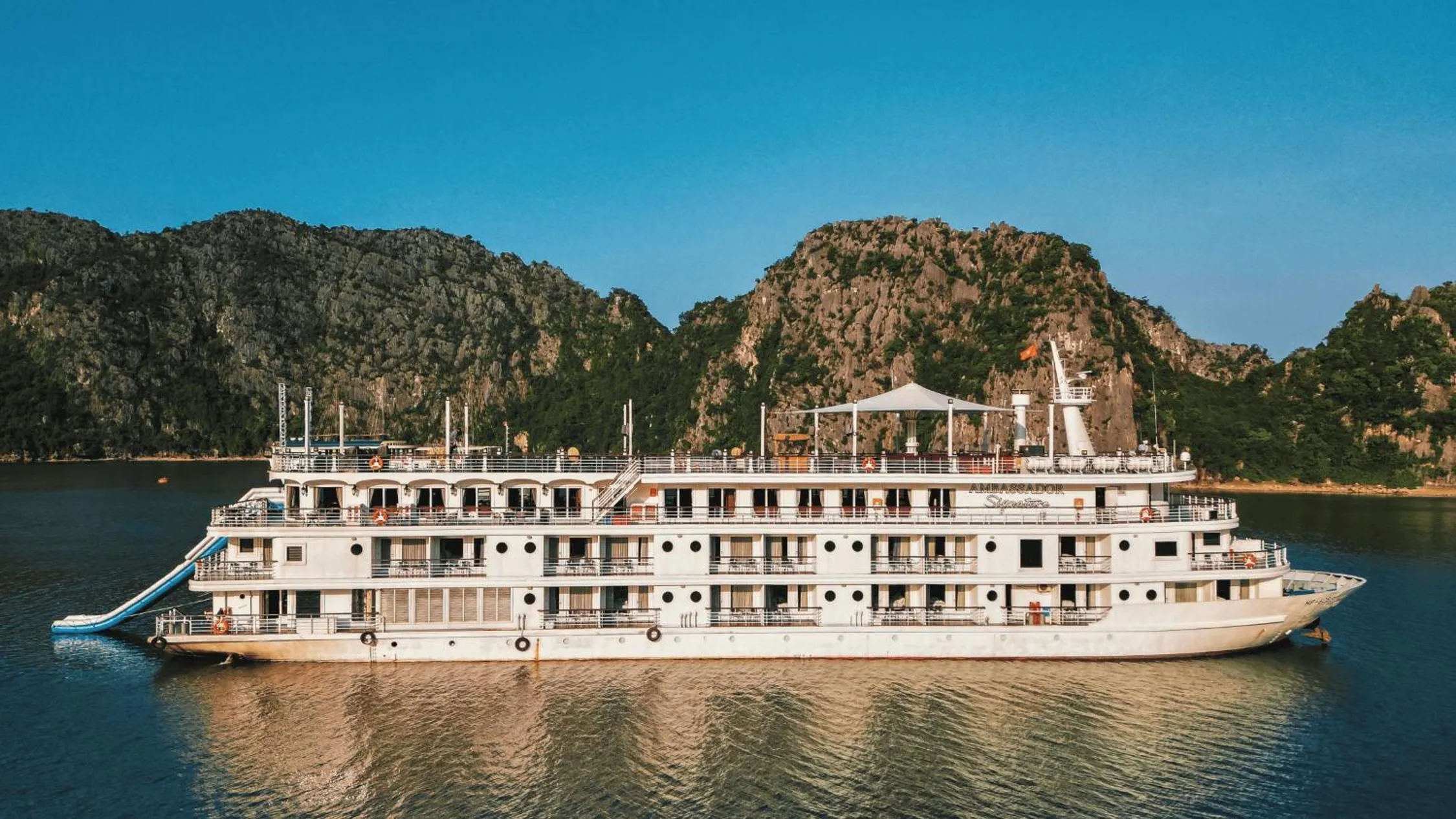 Property building in Ambassador Signature Cruise - Lan Ha Bay