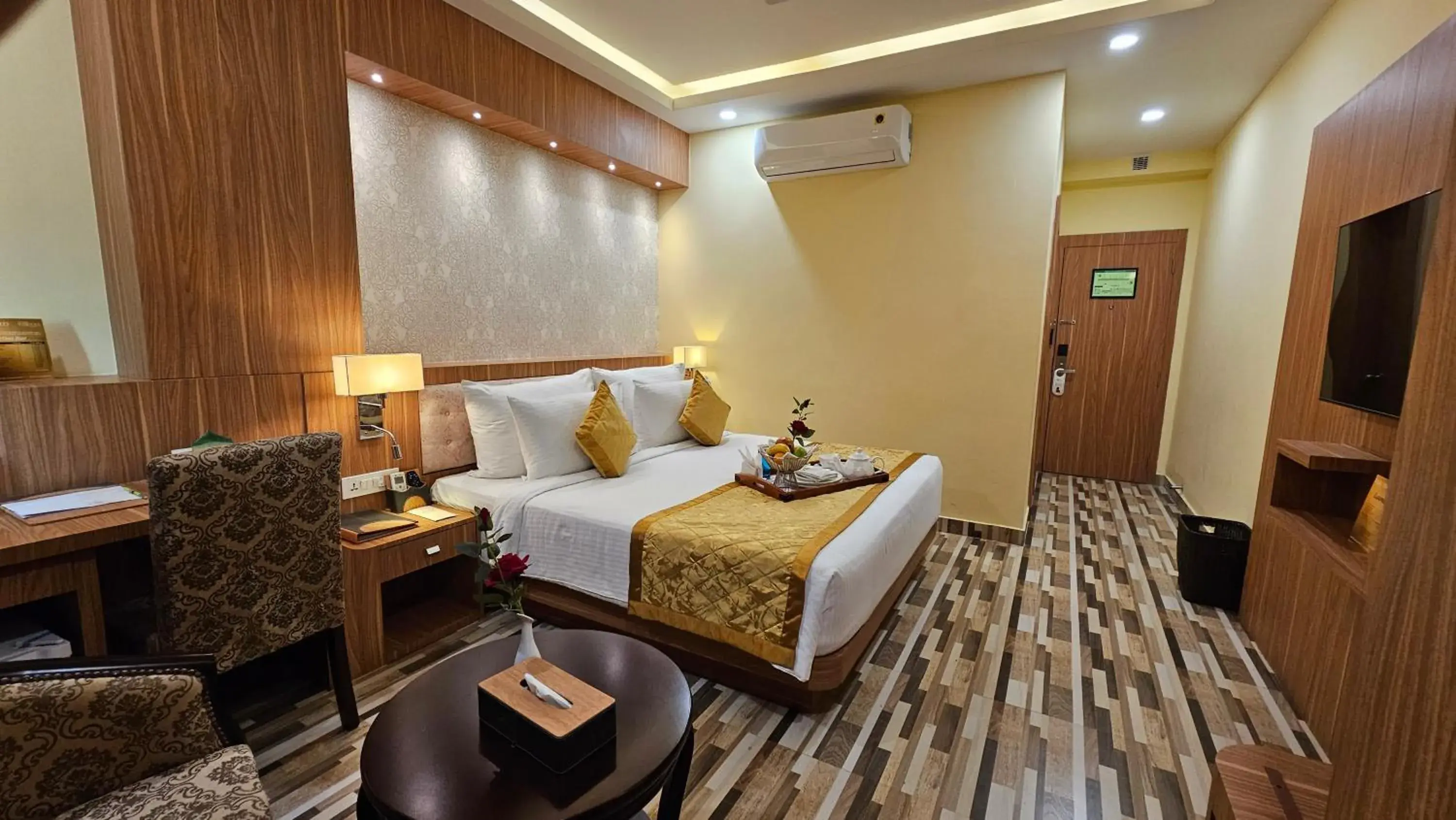 King Room - single occupancy in The Royal Bihar King Room - single occupancy in The Royal Bihar
