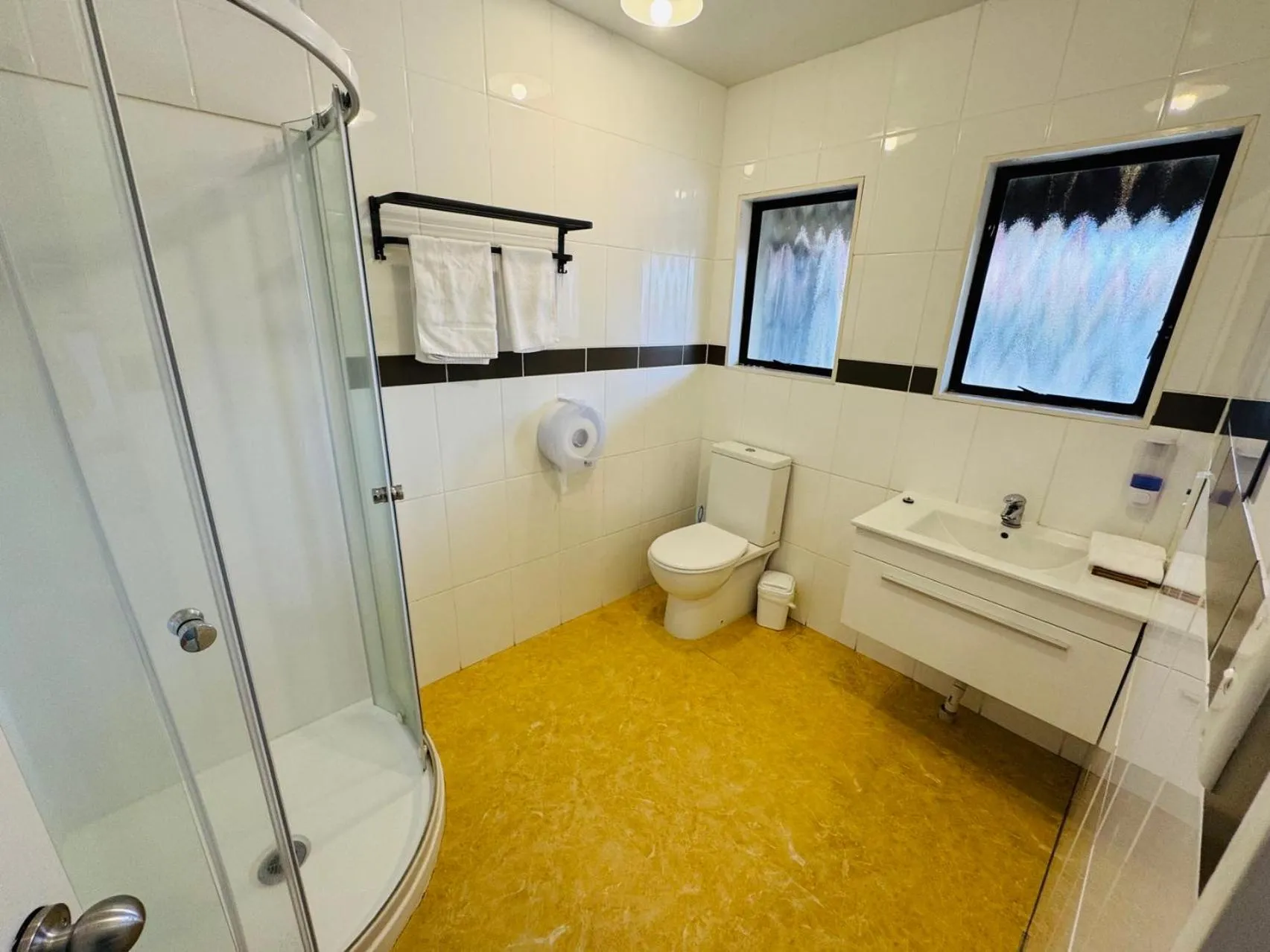 Shower in Apex on Fenton