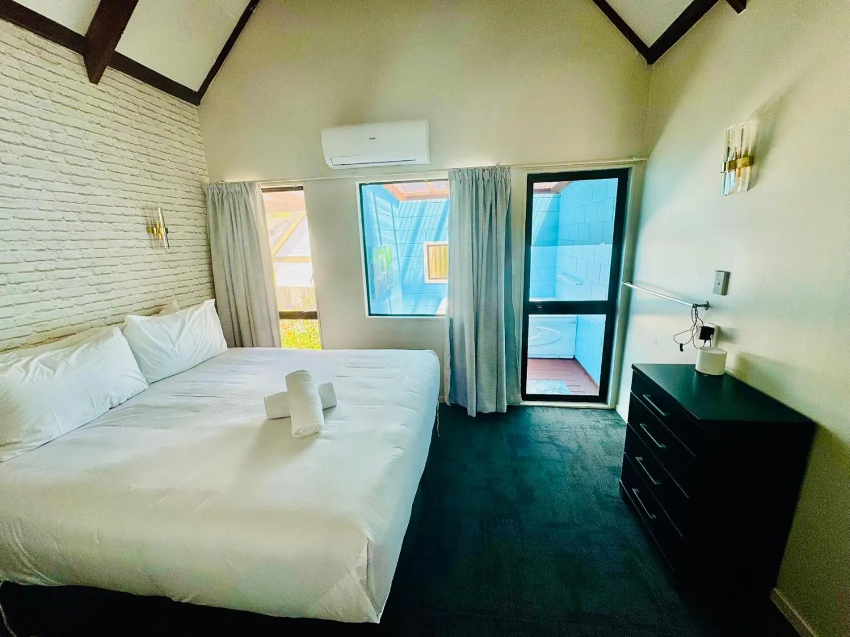 Bedroom in Apex on Fenton