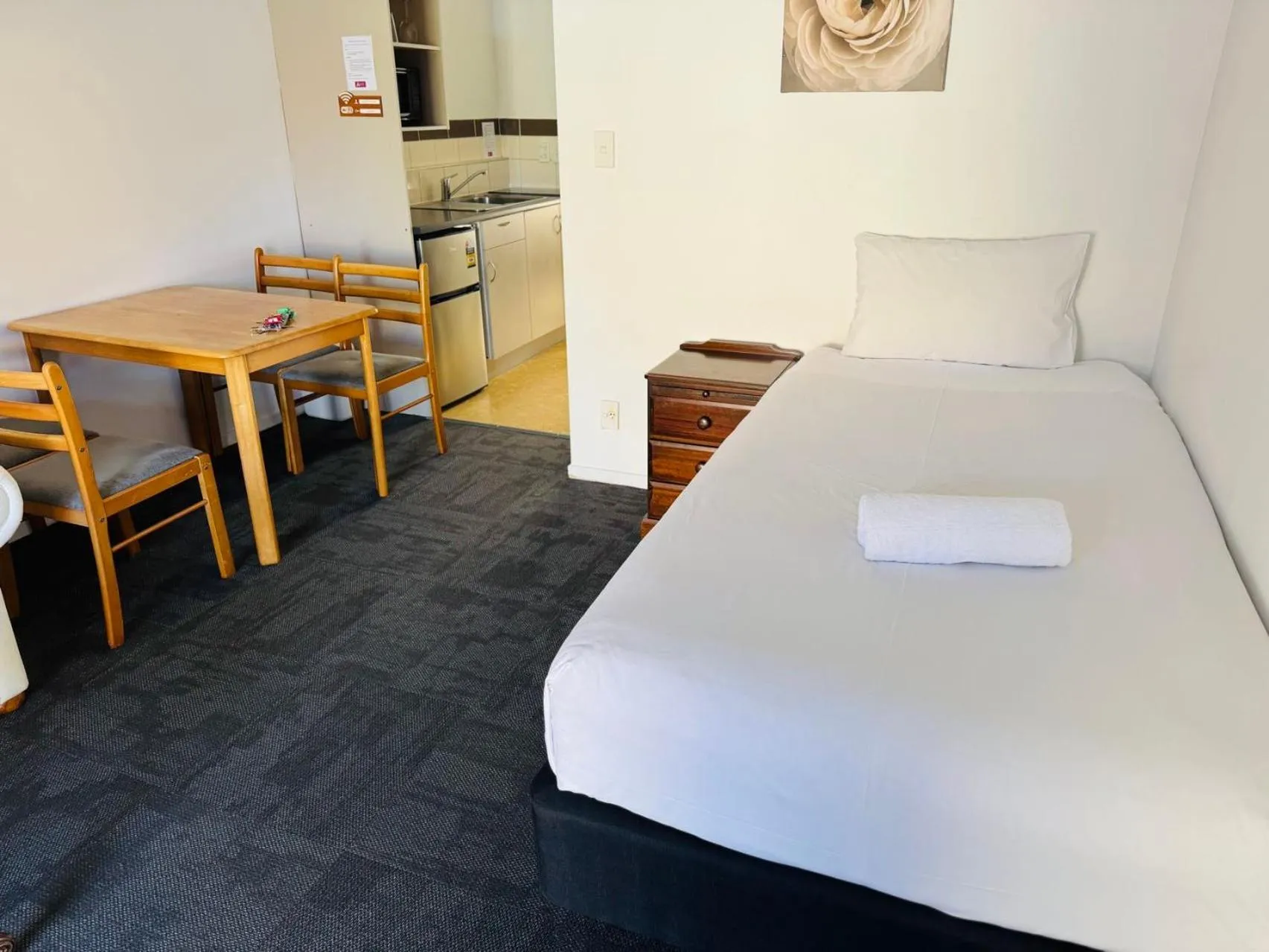 Dining area in Apex on Fenton