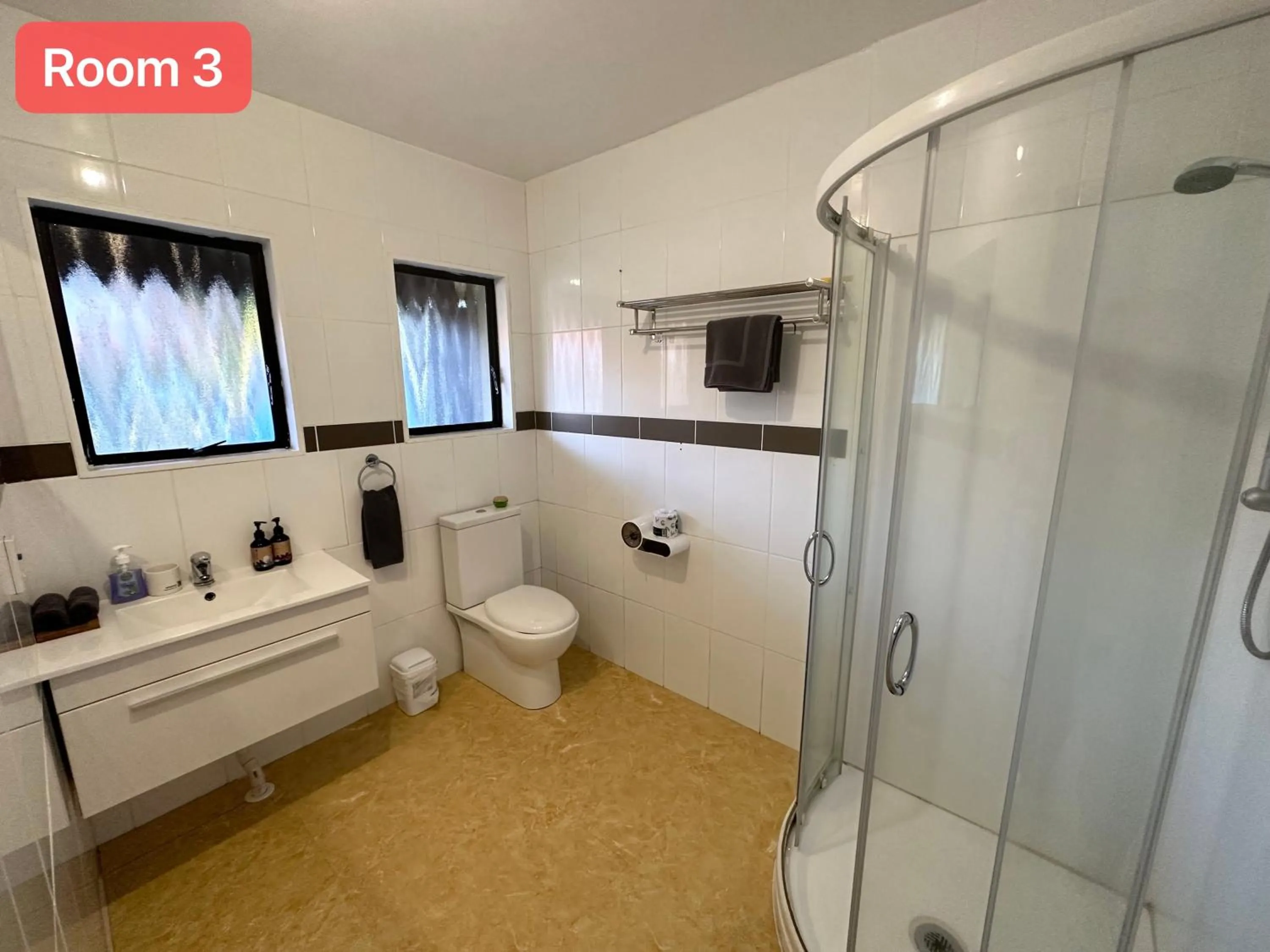 Shower in Apex on Fenton