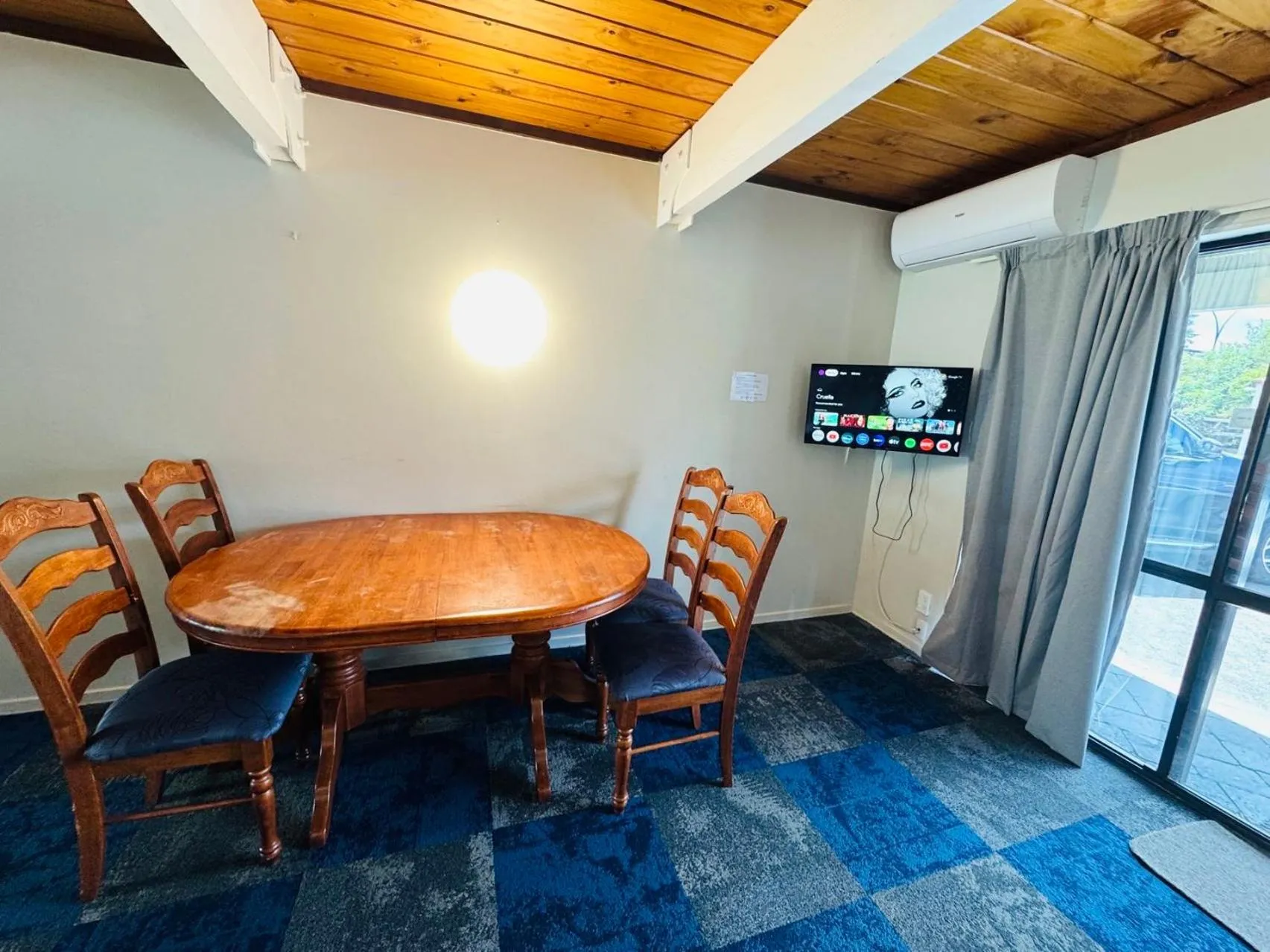 Seating area in Apex on Fenton