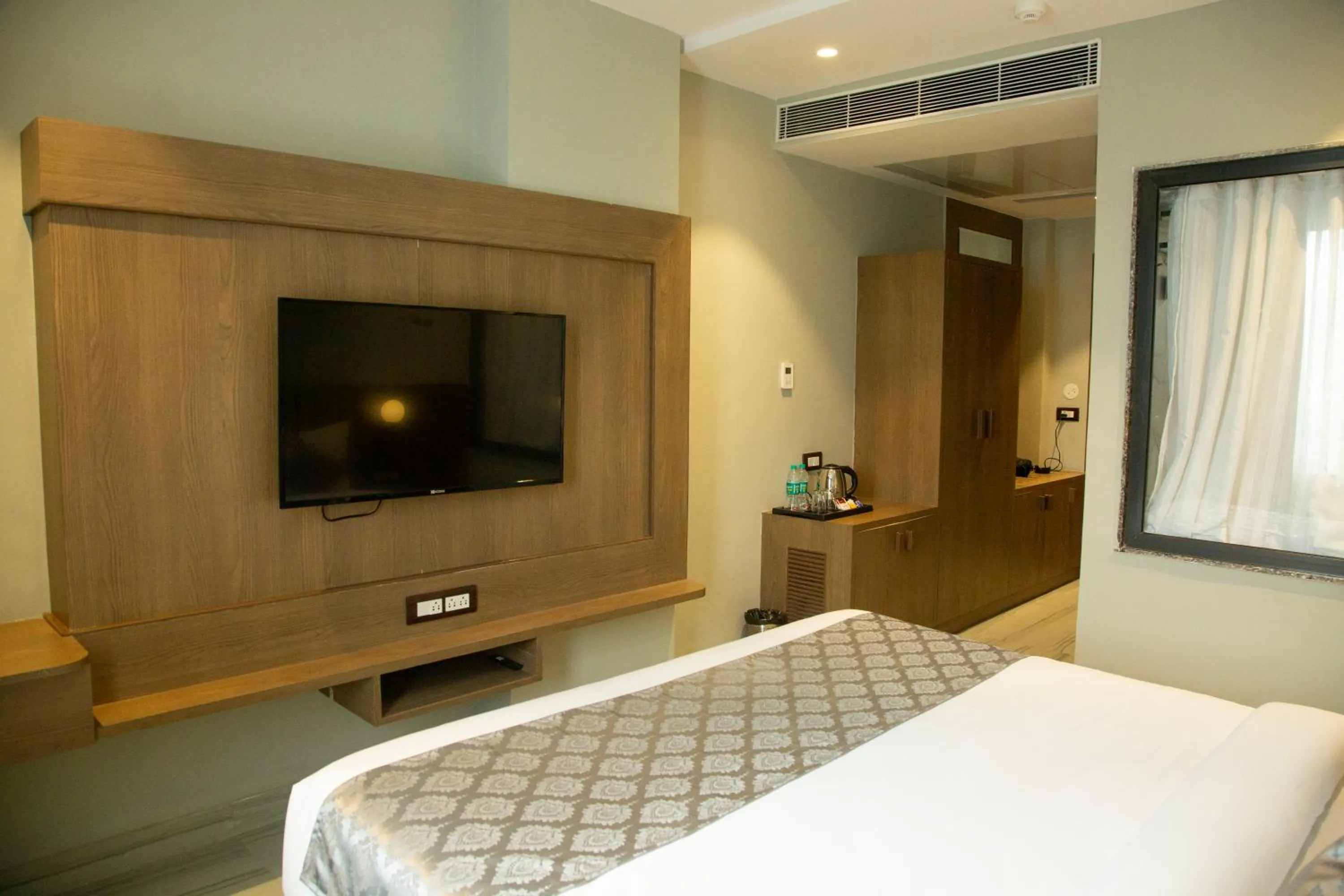 TV and multimedia, Bed in Cosmos Westend City Centre