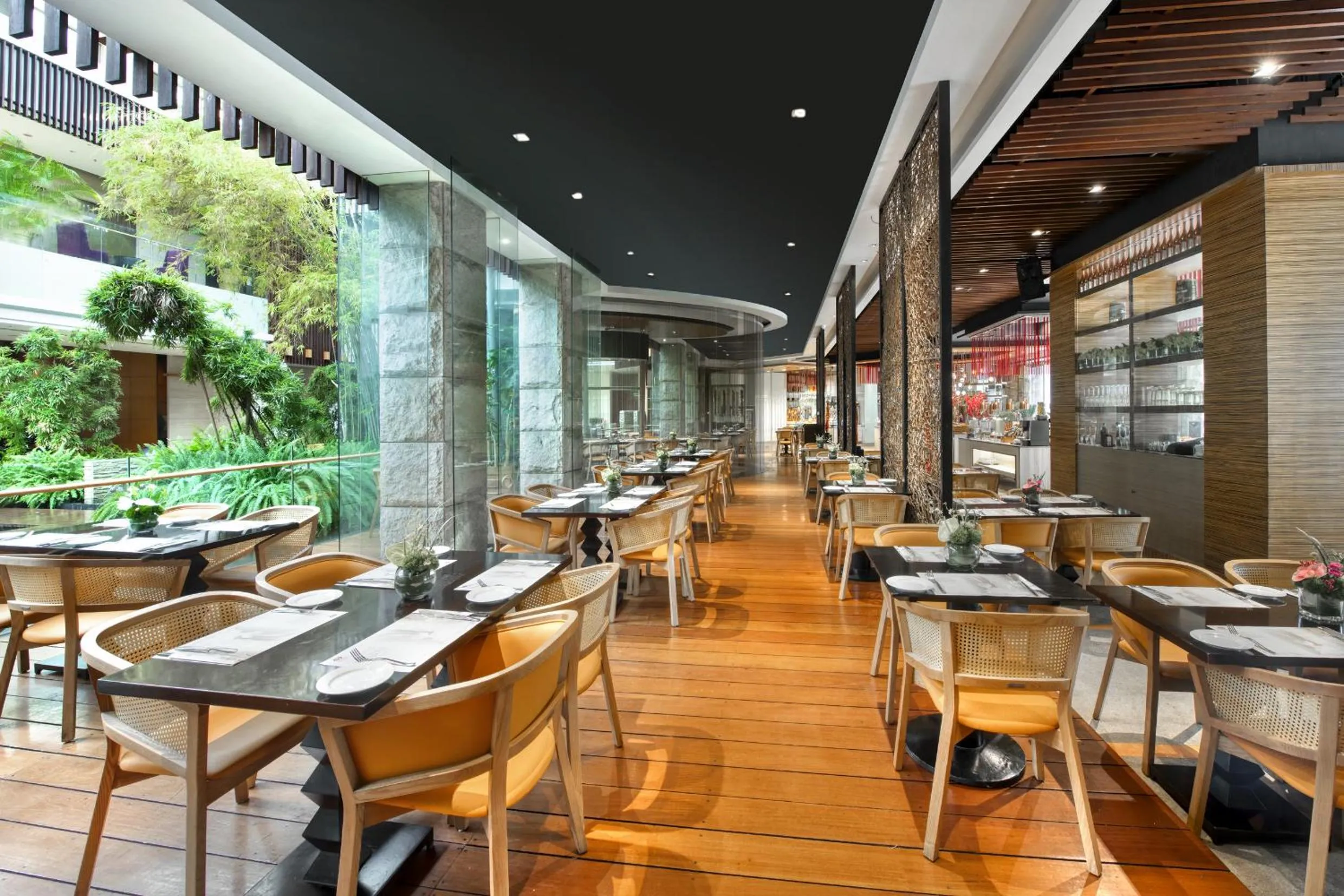 Restaurant/places to eat in Dongguan Royal Garden Hotel