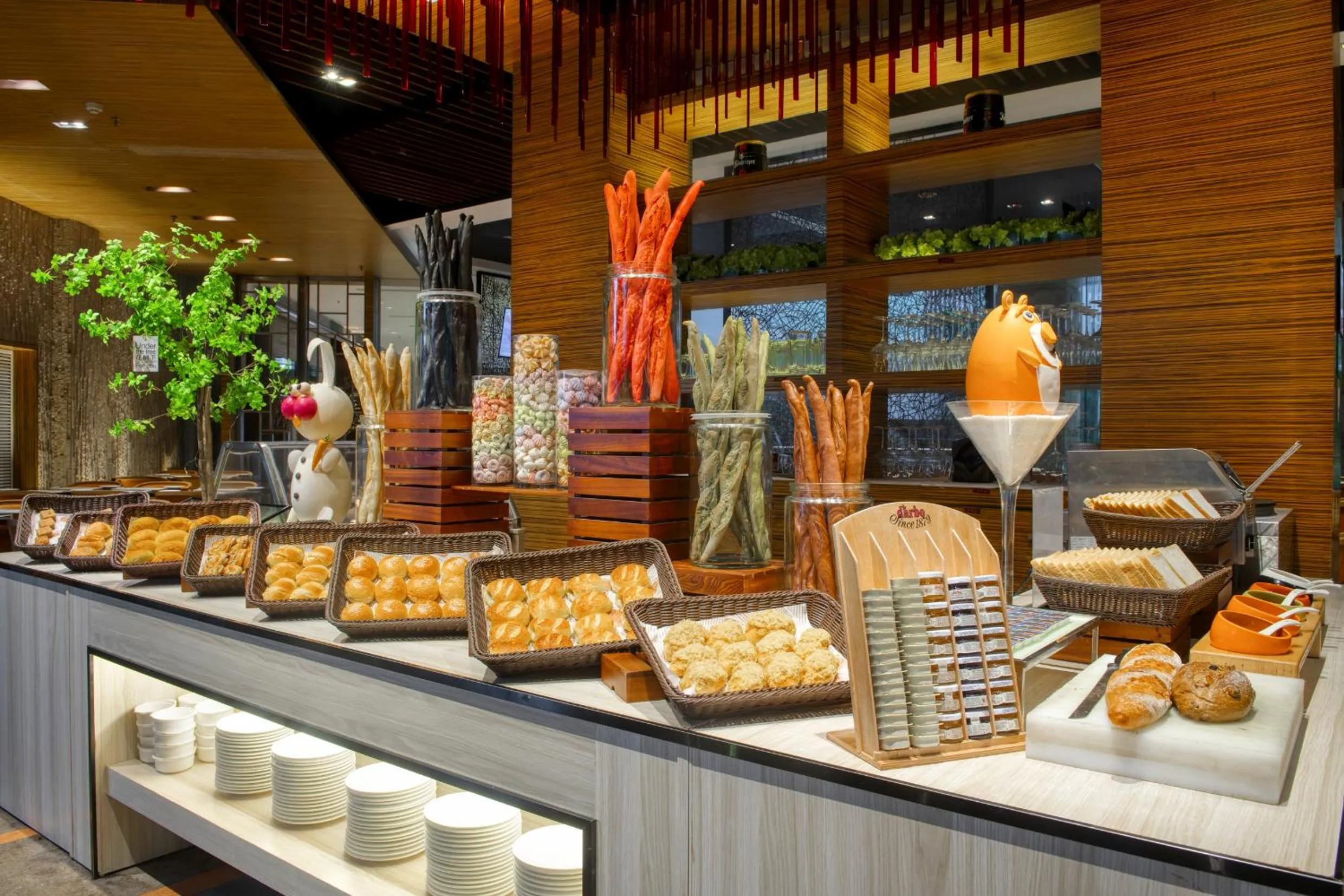 Restaurant/places to eat in Dongguan Royal Garden Hotel