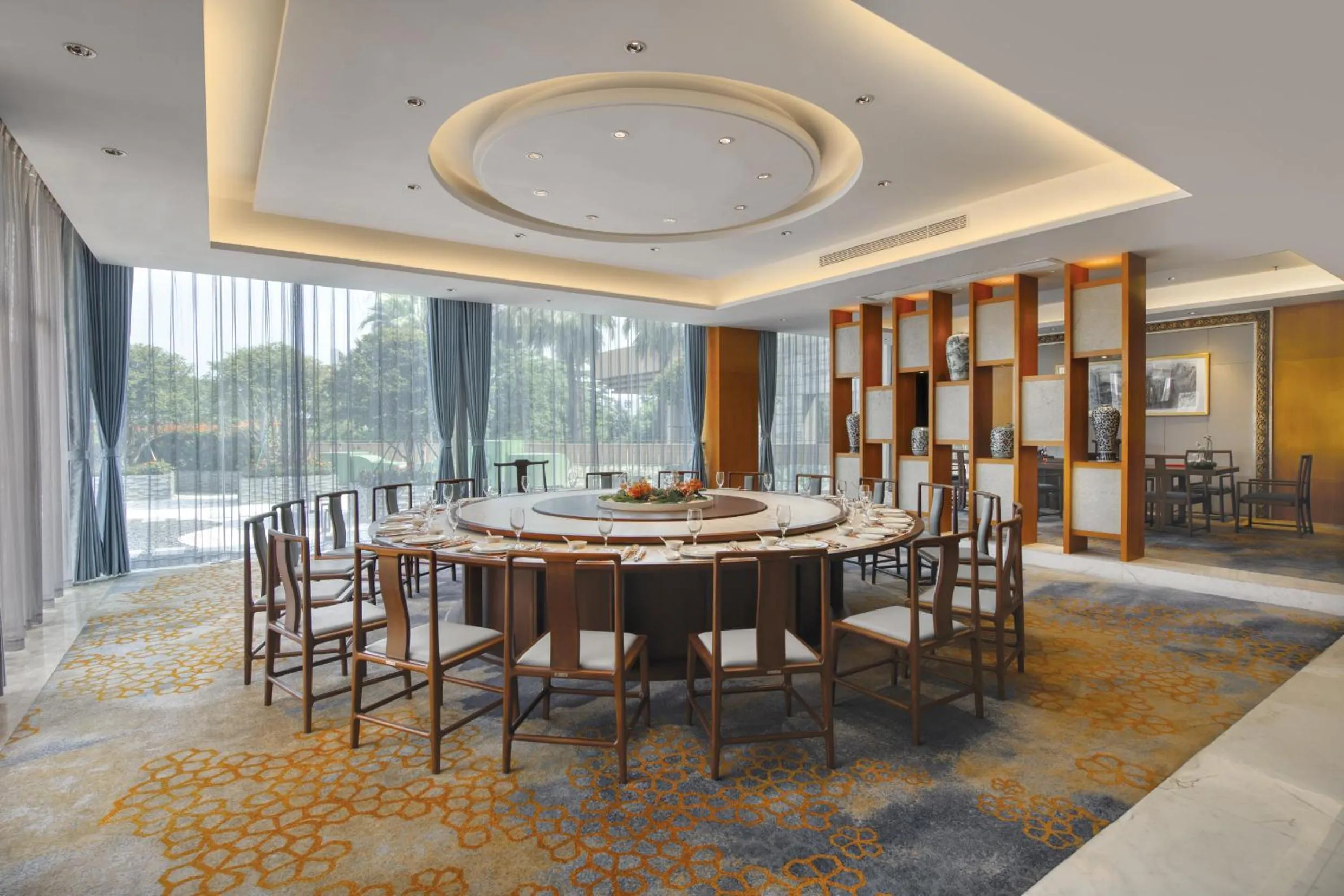 Restaurant/places to eat in Dongguan Royal Garden Hotel