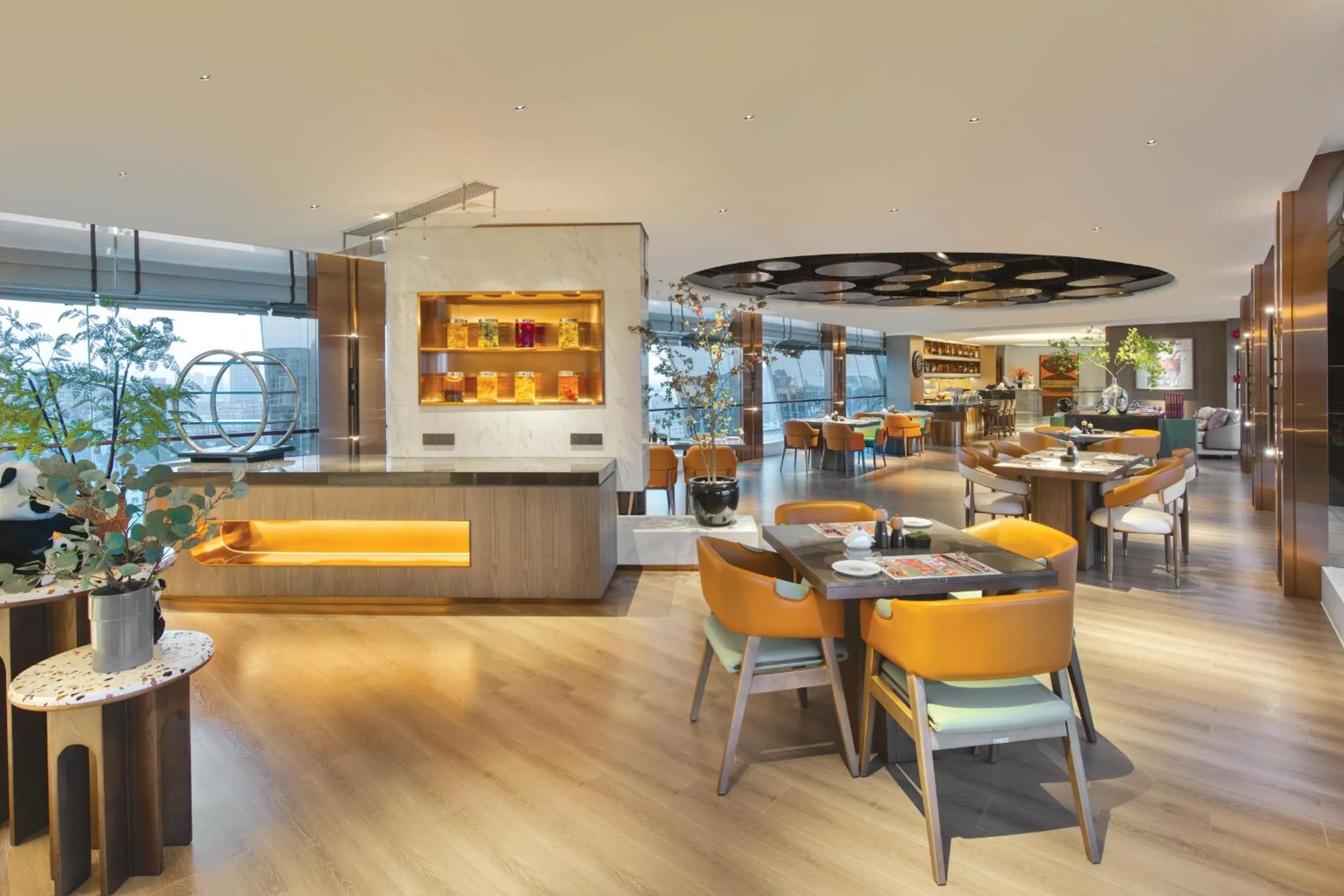 Restaurant/places to eat in Dongguan Royal Garden Hotel