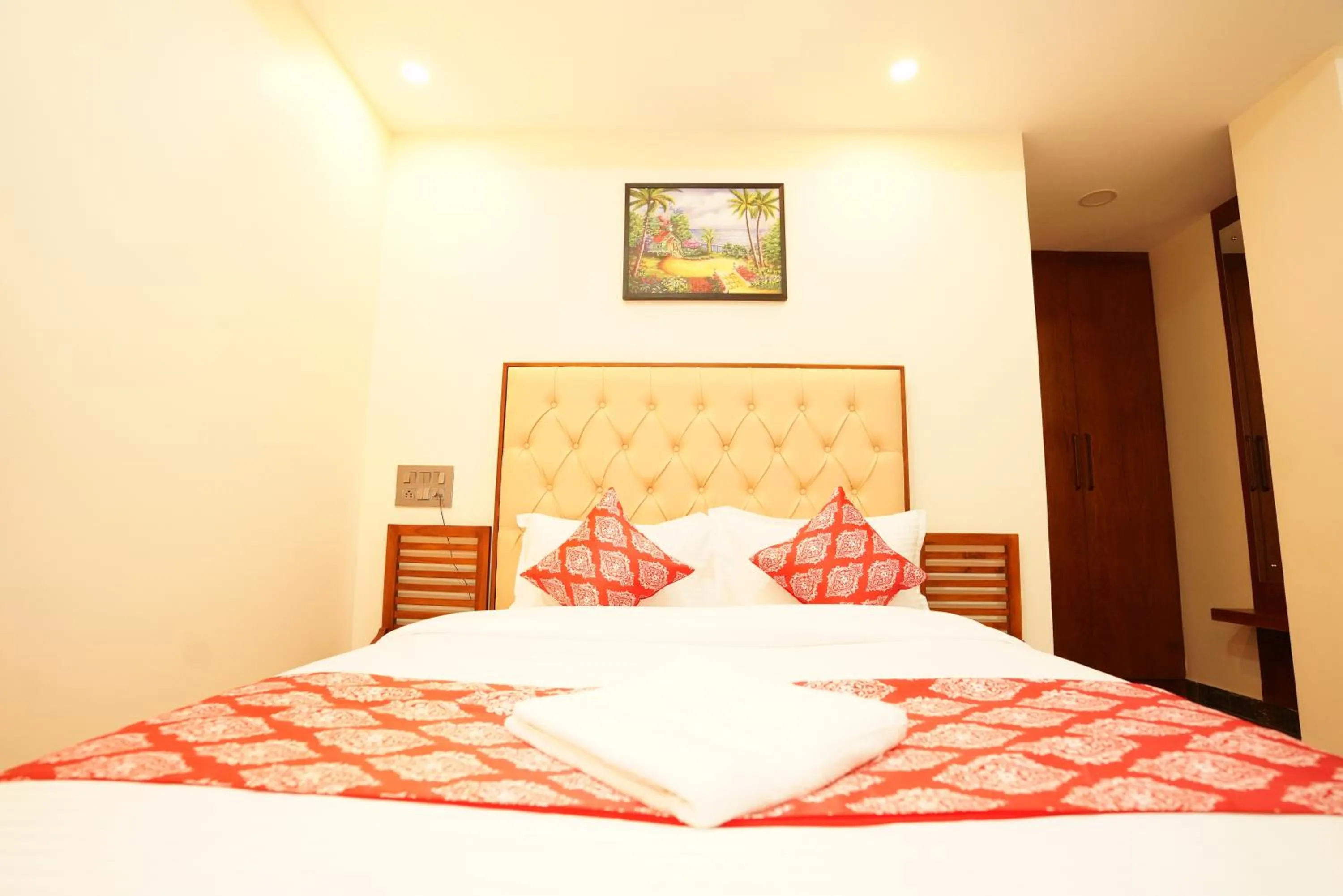 Bedroom, Bed in Saavees Residency