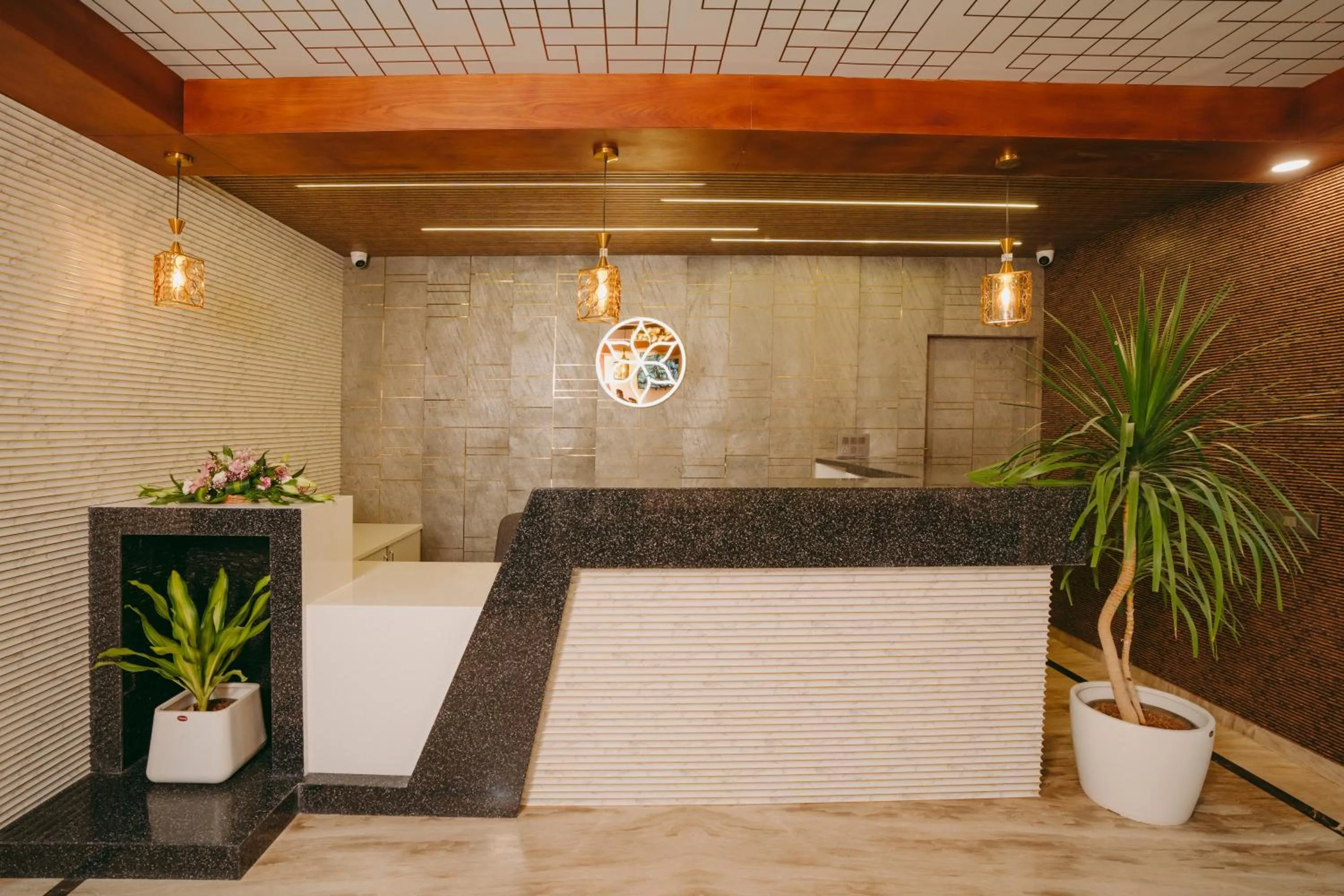 Lobby or reception in Saavees Residency