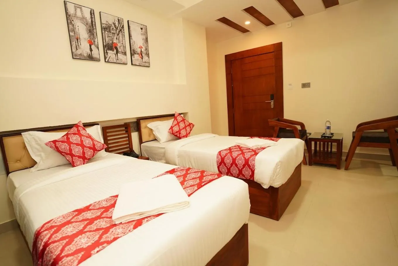 Bedroom, Bed in Saavees Residency