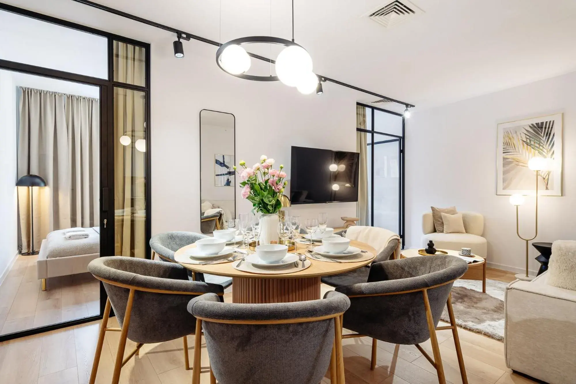 Piedmont Apartment II - LoftAffair Piedmont Apartment II - LoftAffair