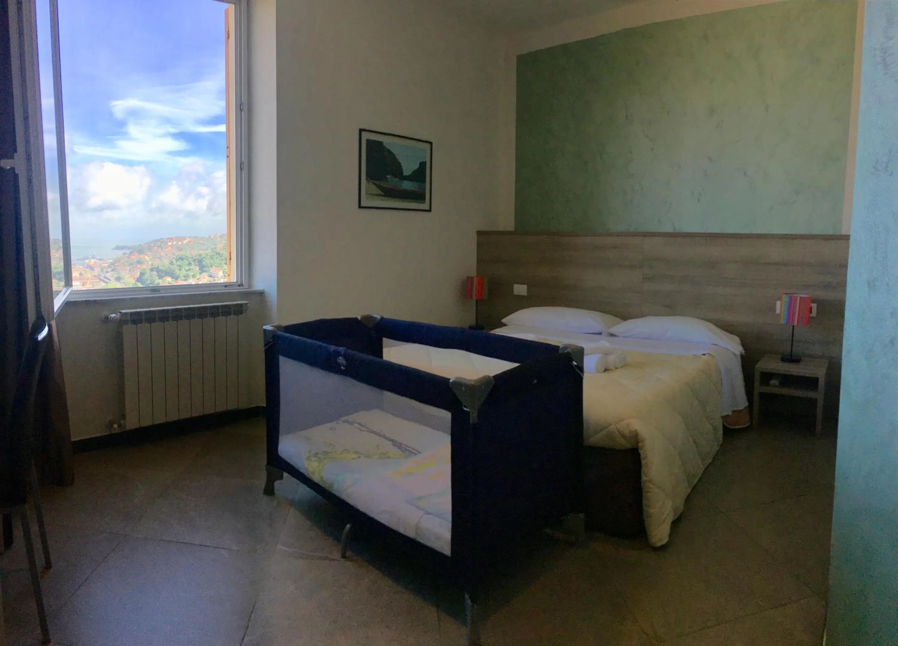 Photo of the whole room, Bed in 88 Miglia