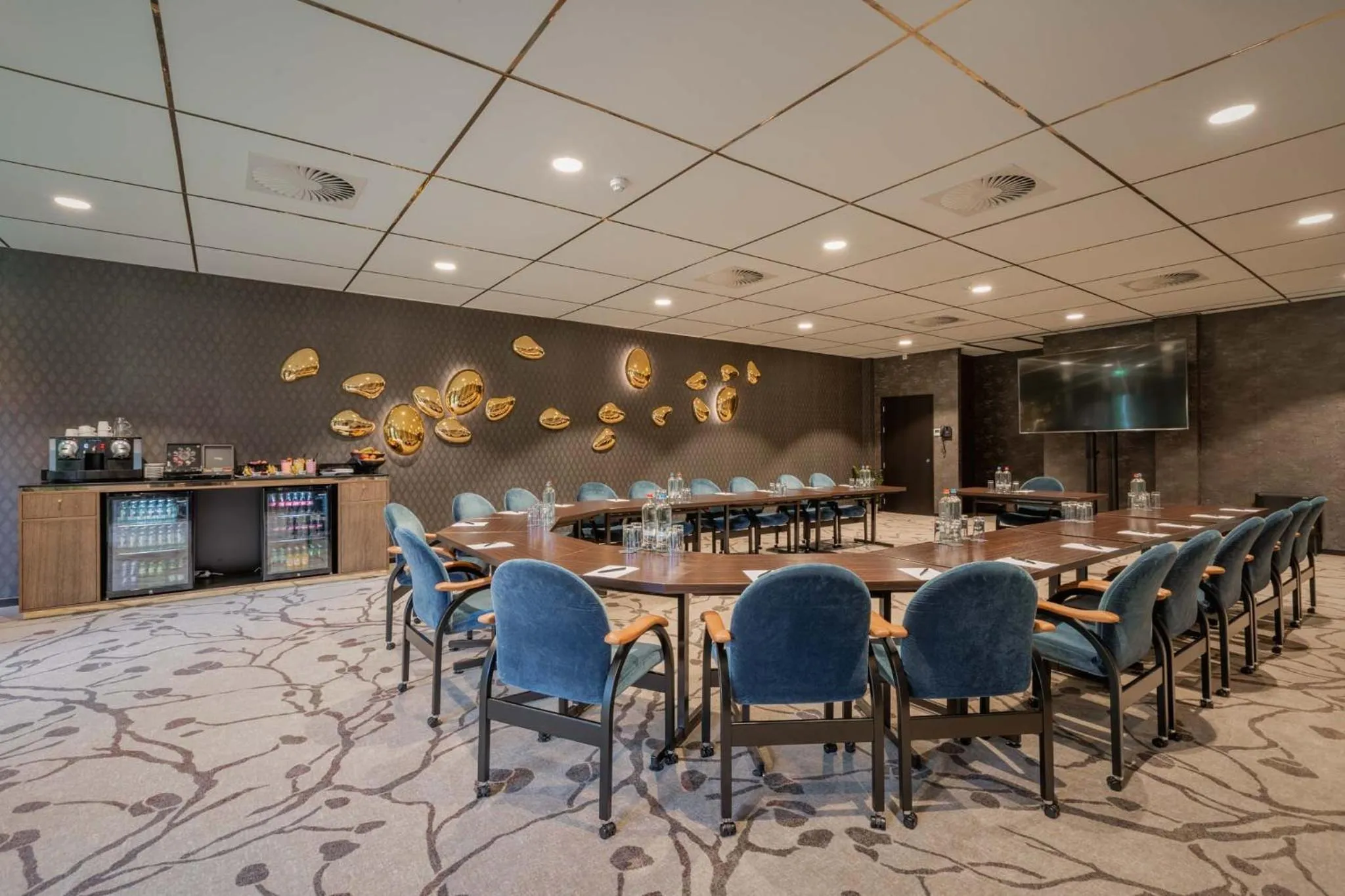 Business facilities in Alexander Hotel