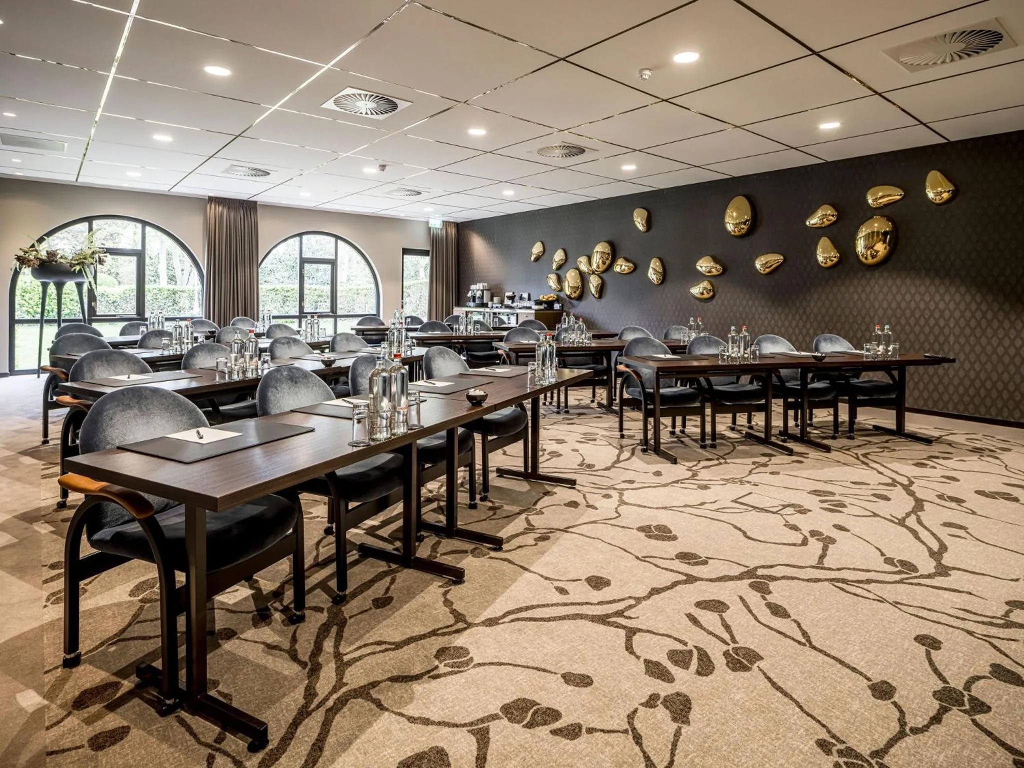 Meeting/conference room in Alexander Hotel