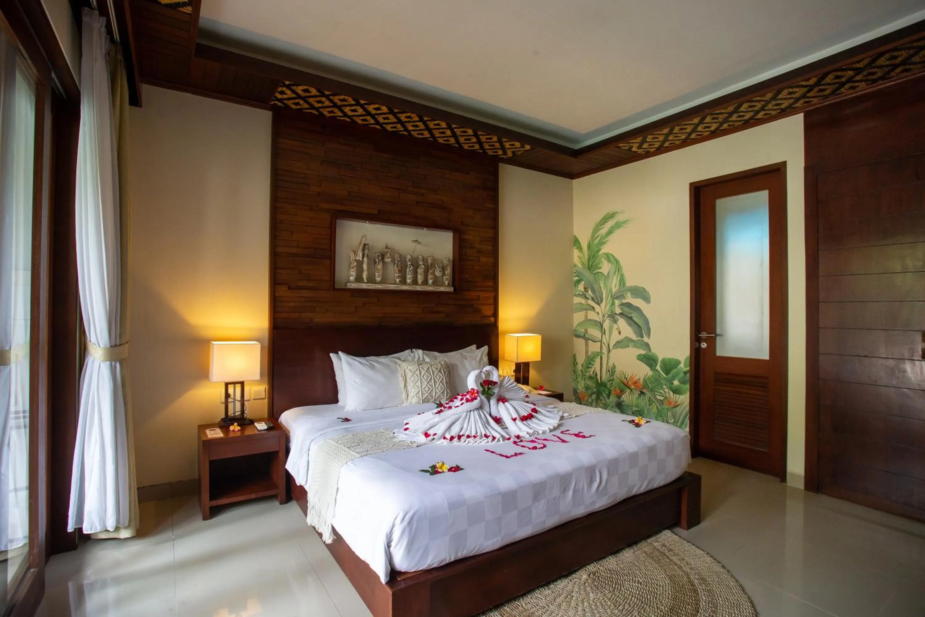 Bed in Awatara Boutique Resort Ubud