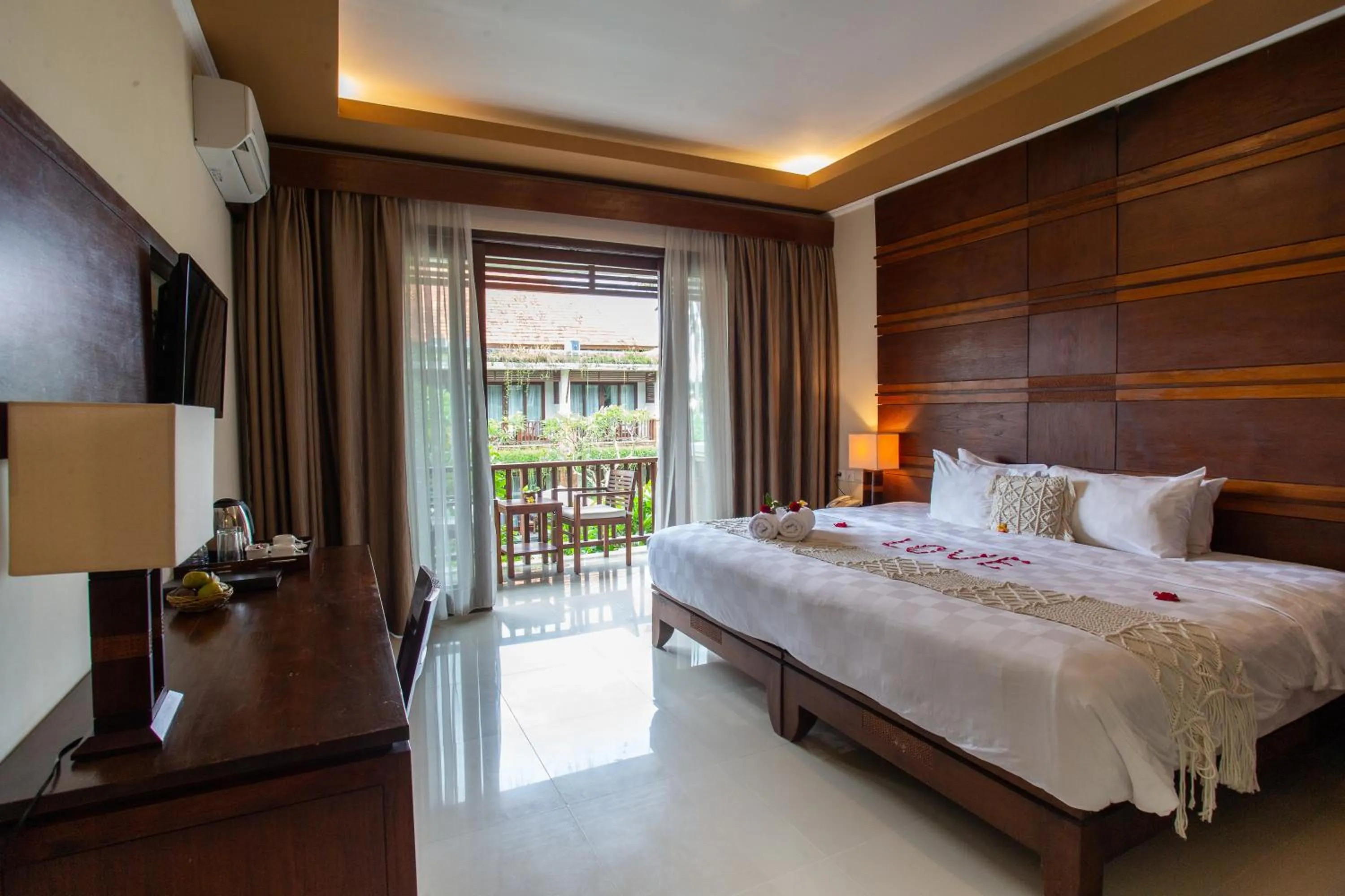 Bed in Awatara Boutique Resort Ubud
