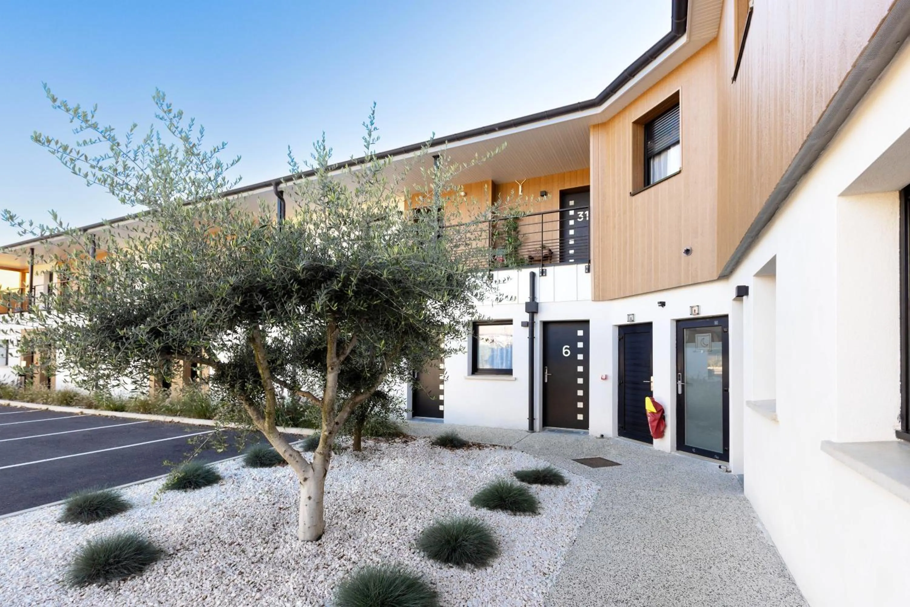 Parking in Appart Hôtel Coraline - Genas Lyon Eurexpo