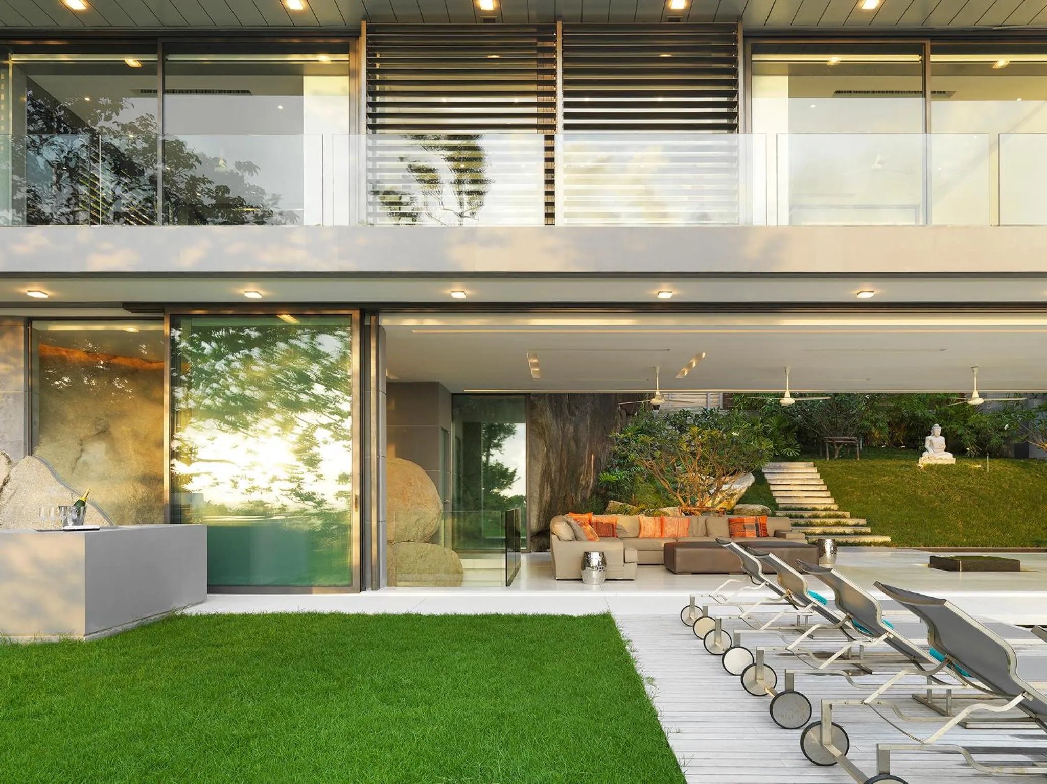 sunbed in Villa Amanzi Kamala by Elite Havens