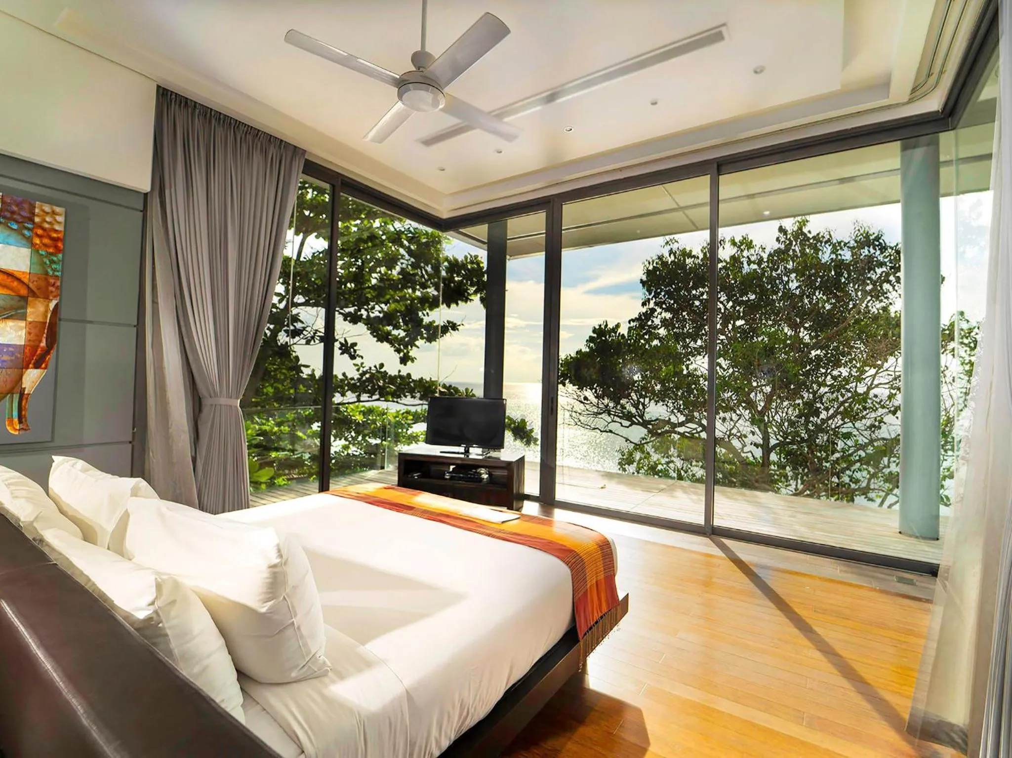 Bed in Villa Amanzi Kamala by Elite Havens