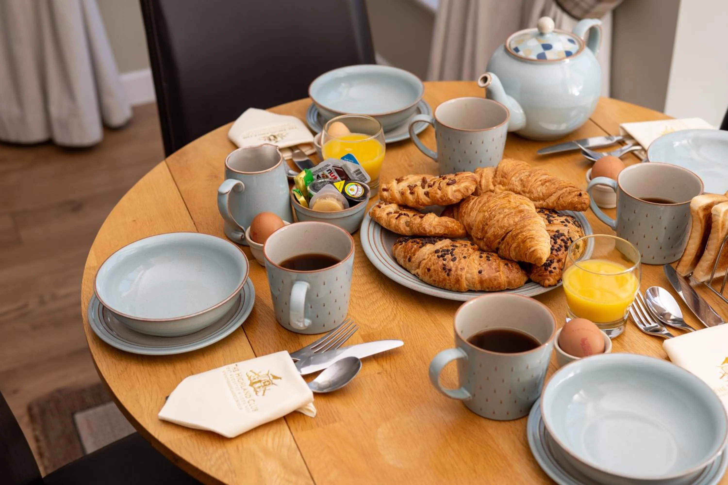 Coffee/tea facilities in The Highland Club