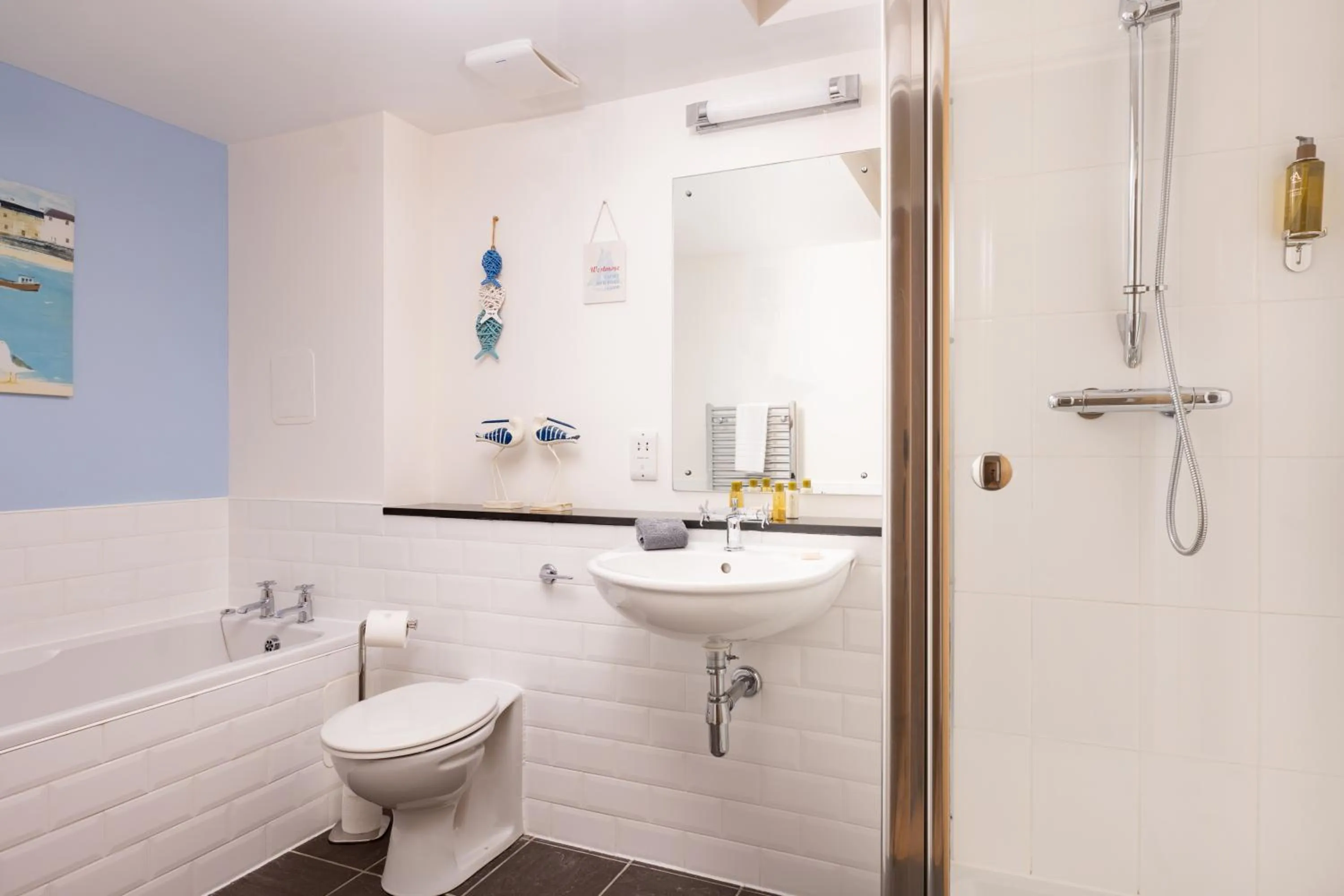 Shower in The Highland Club