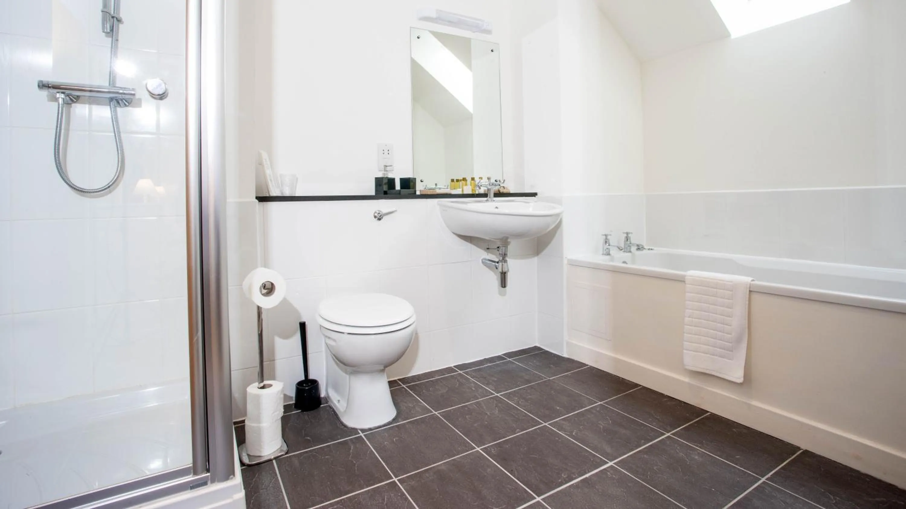 Shower in The Highland Club