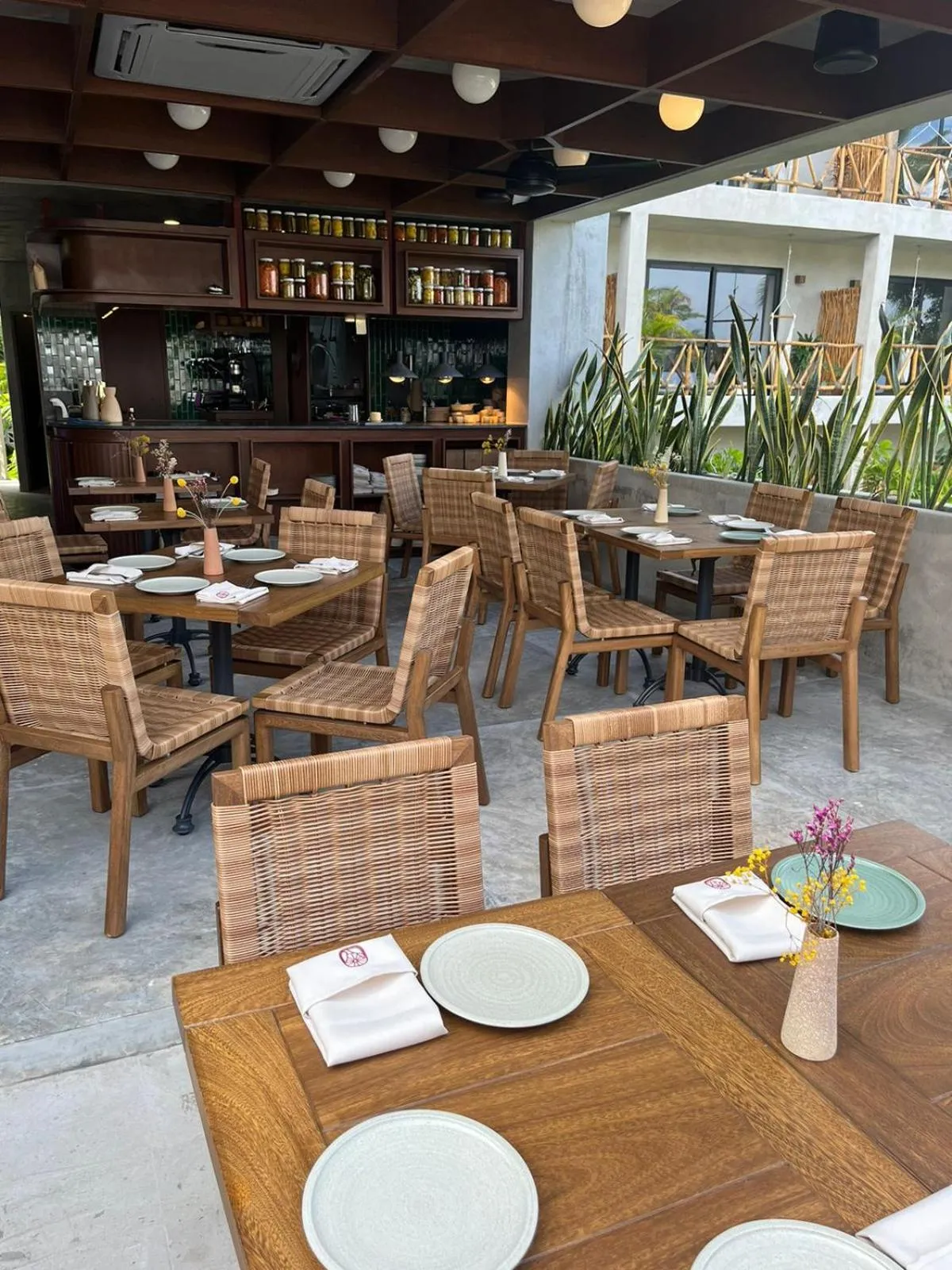 Restaurant/places to eat in Witari Hotel Boutique