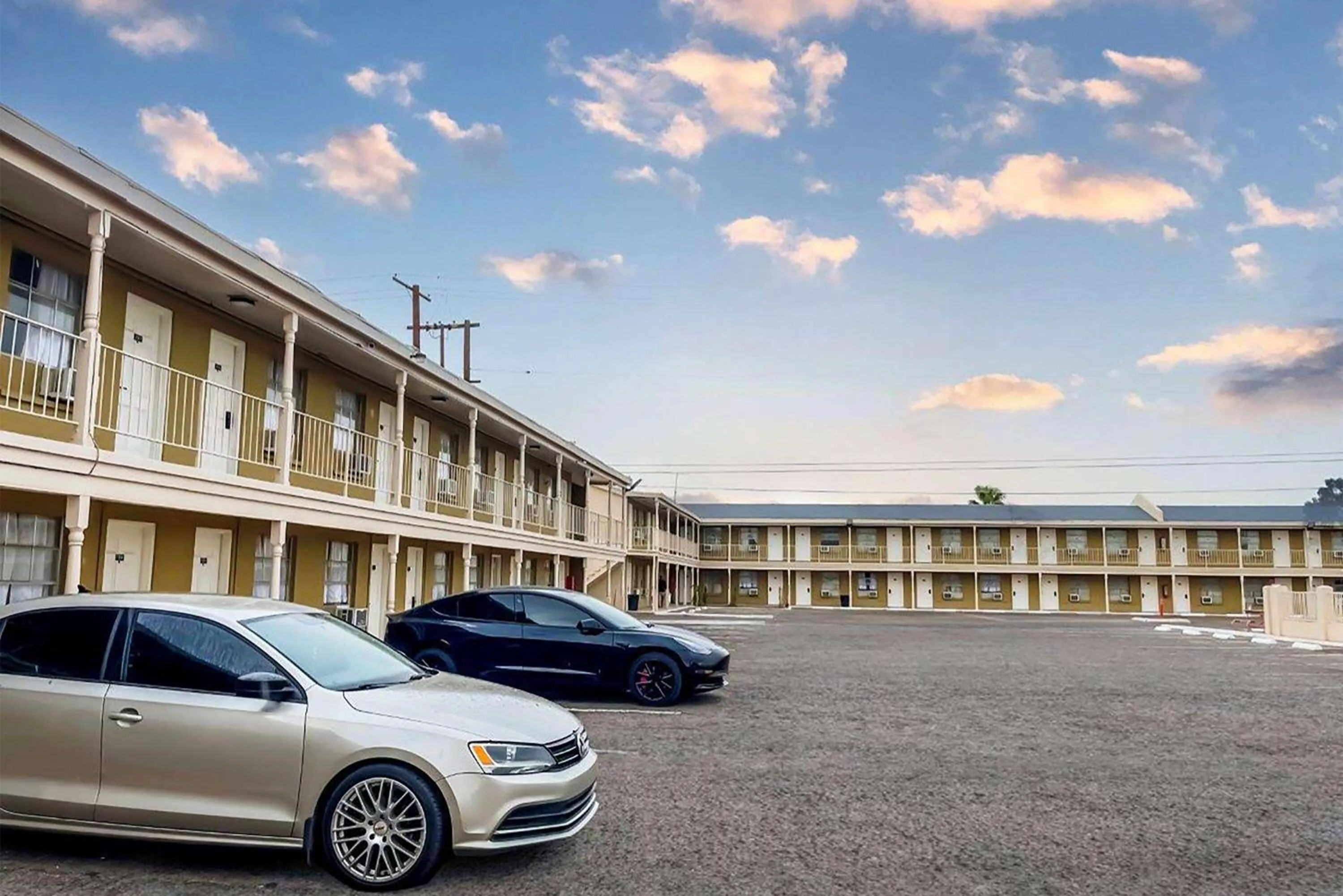 Property building in Super 8 by Wyndham Blythe