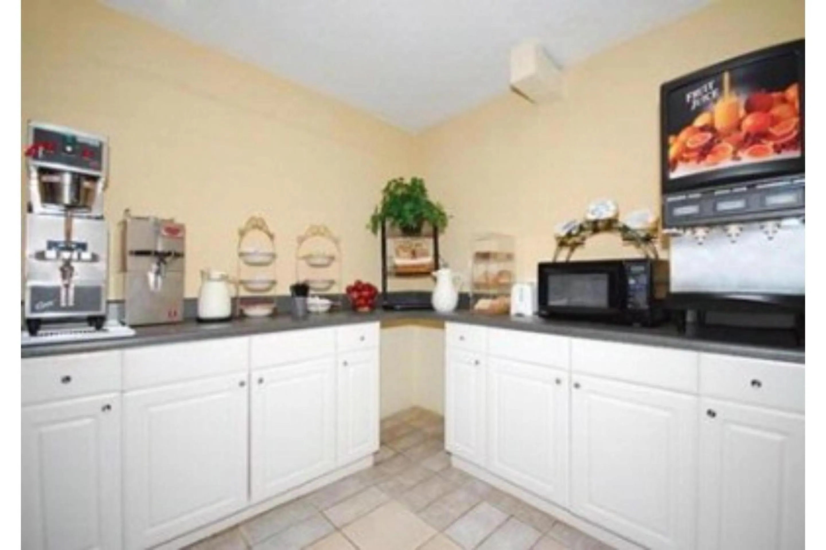 Lobby or reception in OYO Hotel Richburg SC I-77