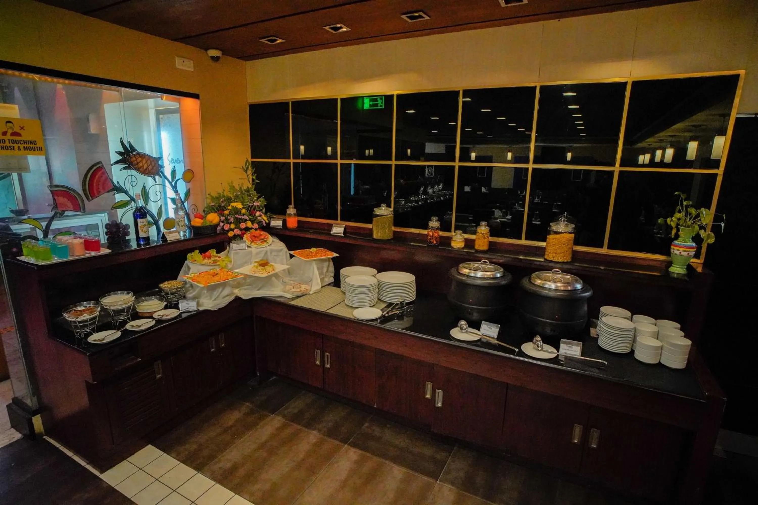 Food and drinks in Hotel Olive Eva