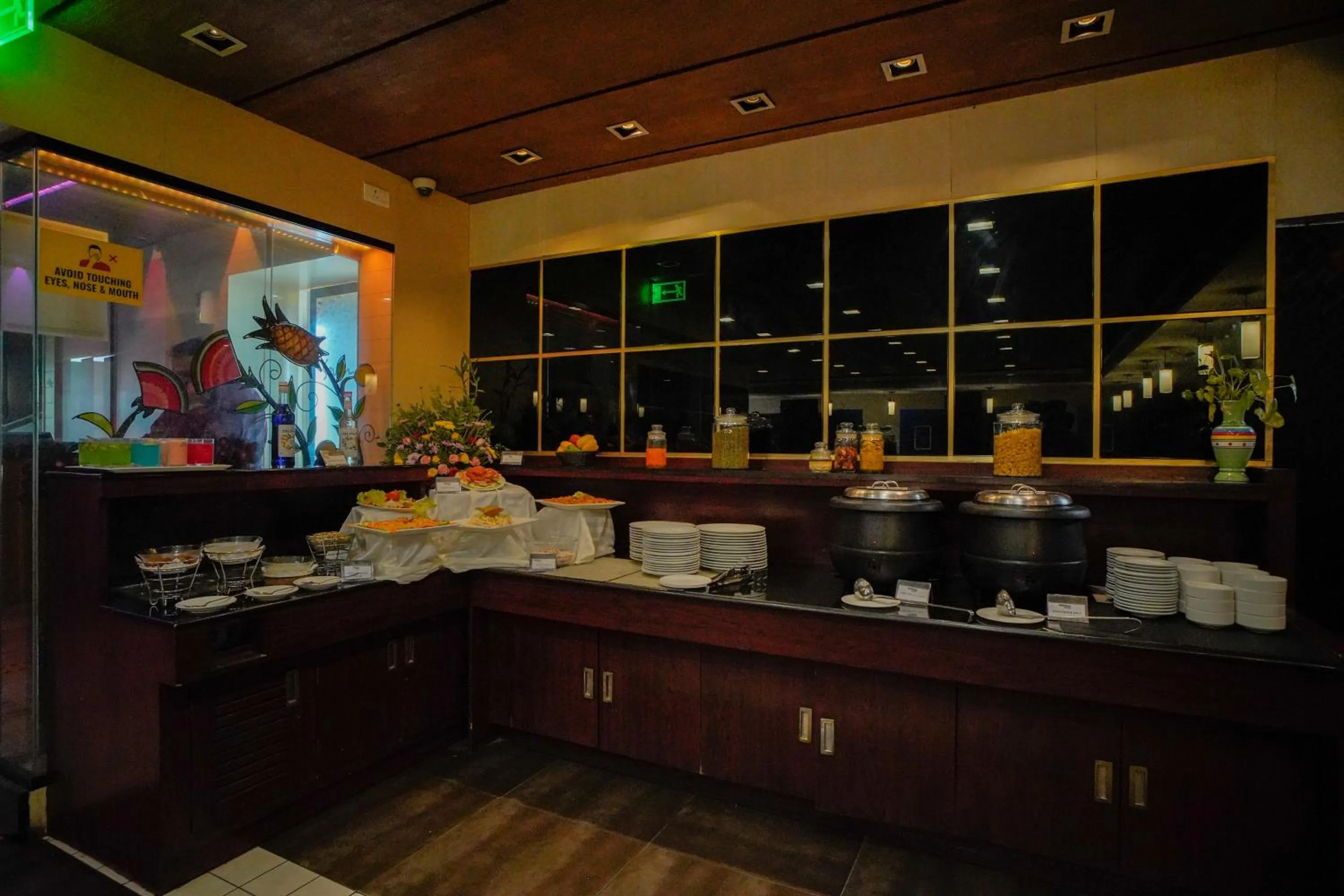 Food in Hotel Olive Eva