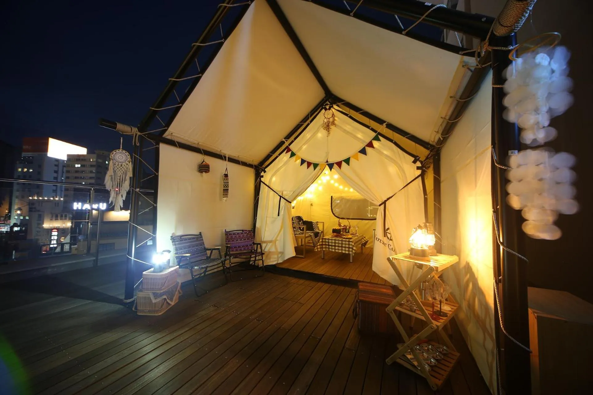 Night in Dongnae Hound Hotel Sajik Minam Station