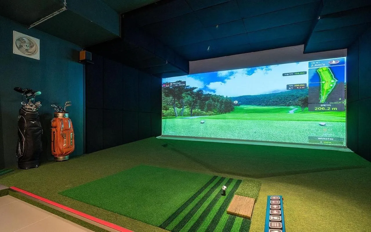 Dongnae Hound Hotel Sajik Minam Station