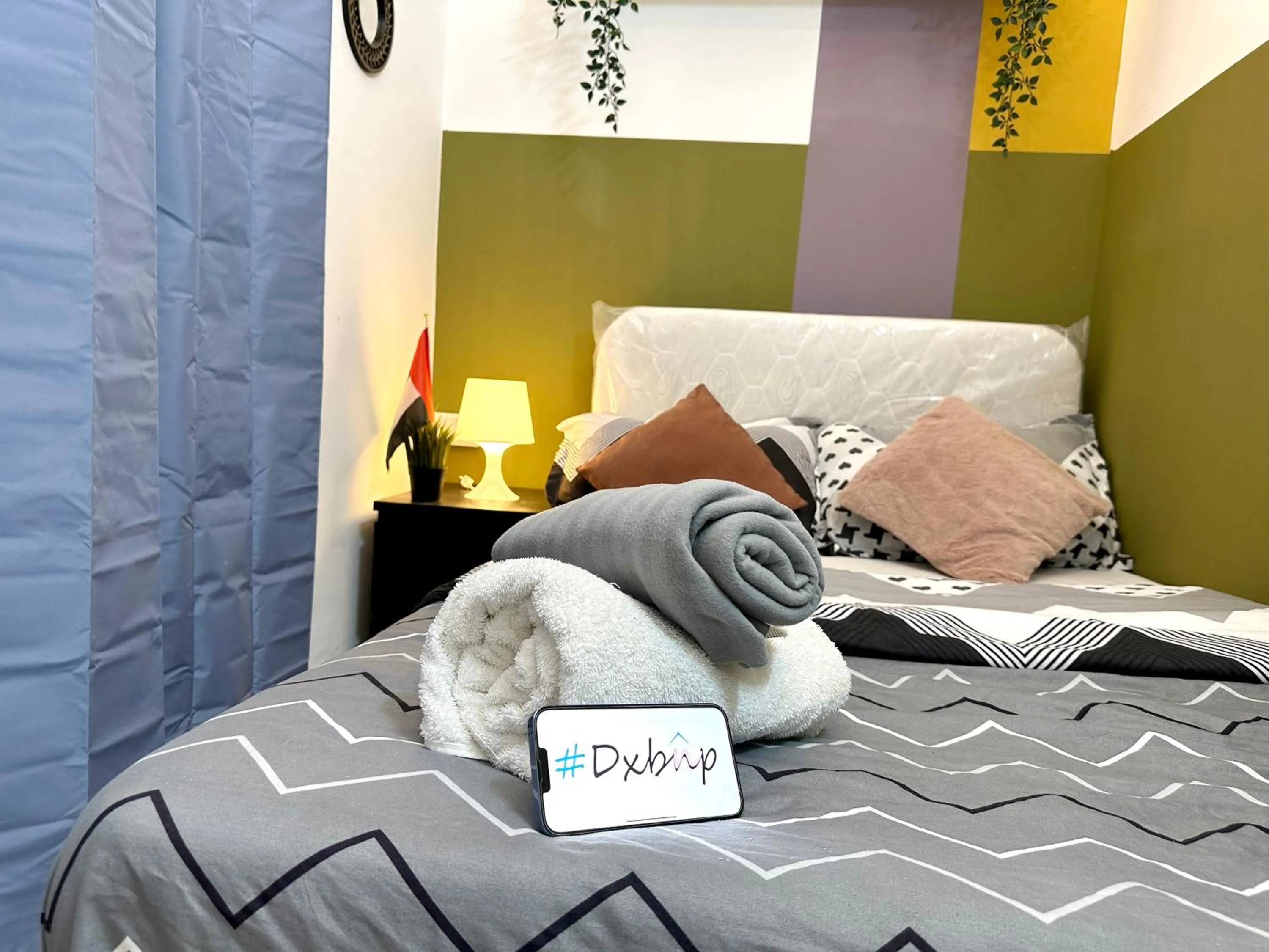 Bed in Double window Partition Room in Tecom Near Metro