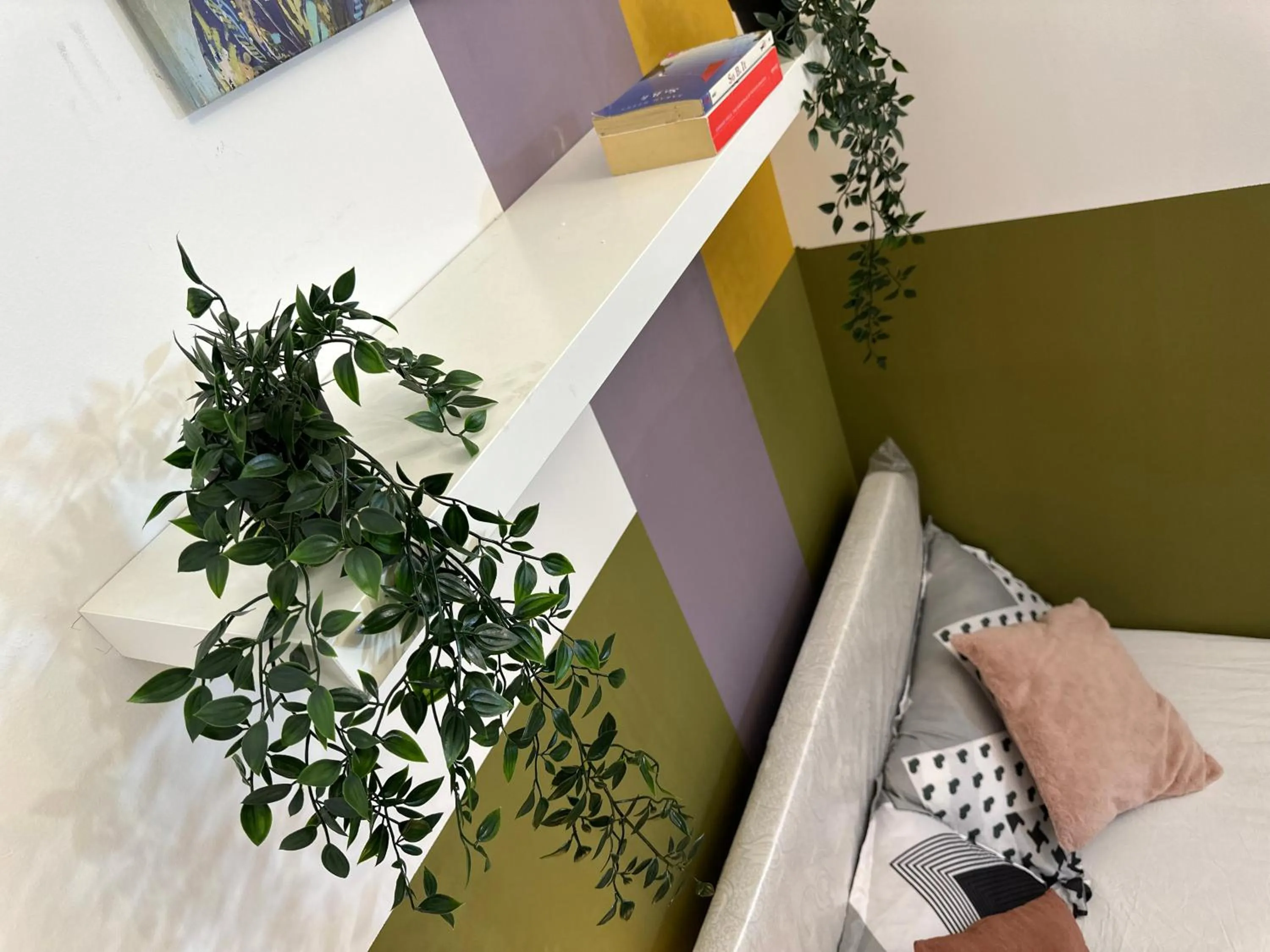 Bed in Double window Partition Room in Tecom Near Metro