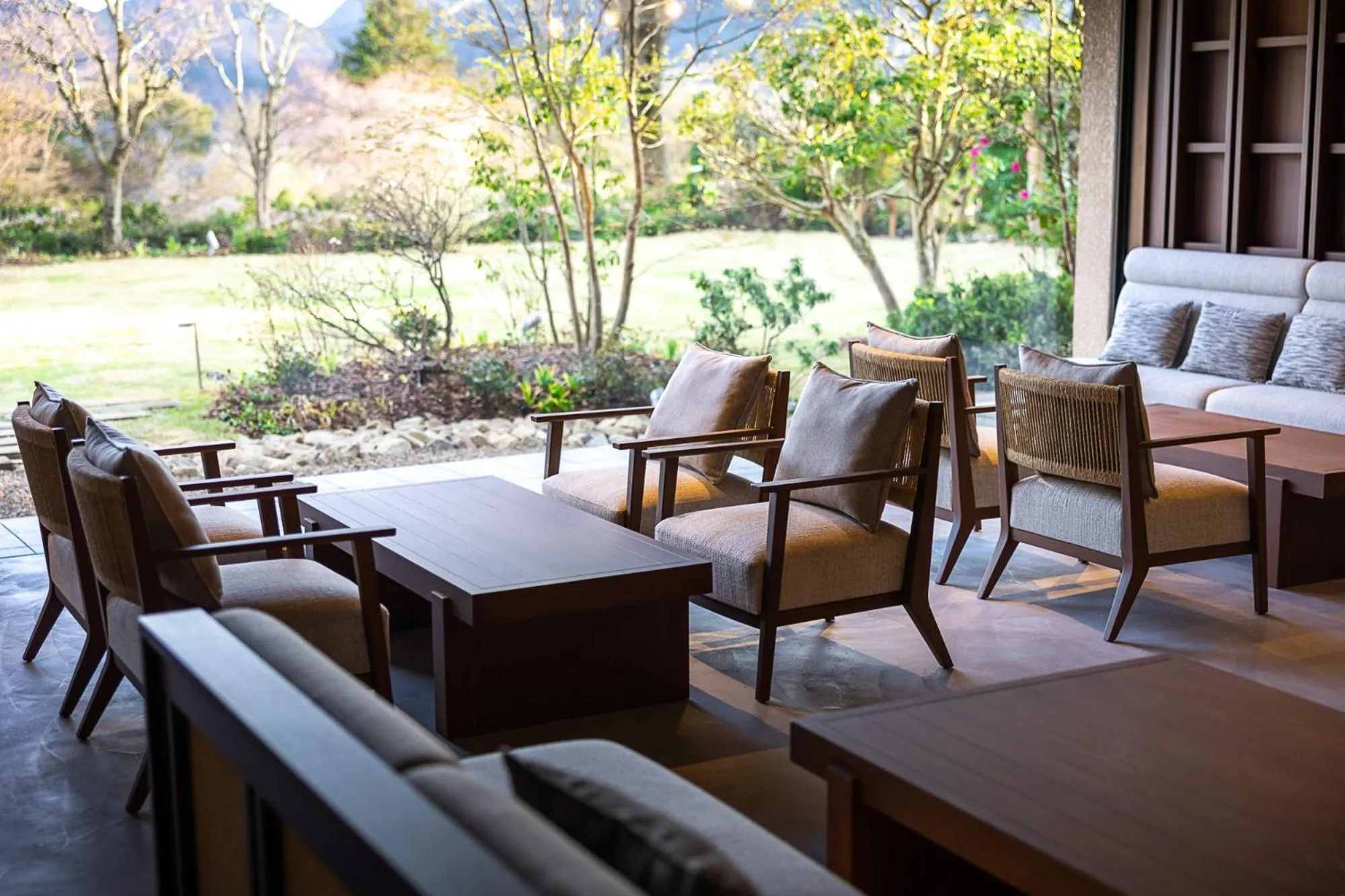 Lounge or bar in nol hakone myojindai